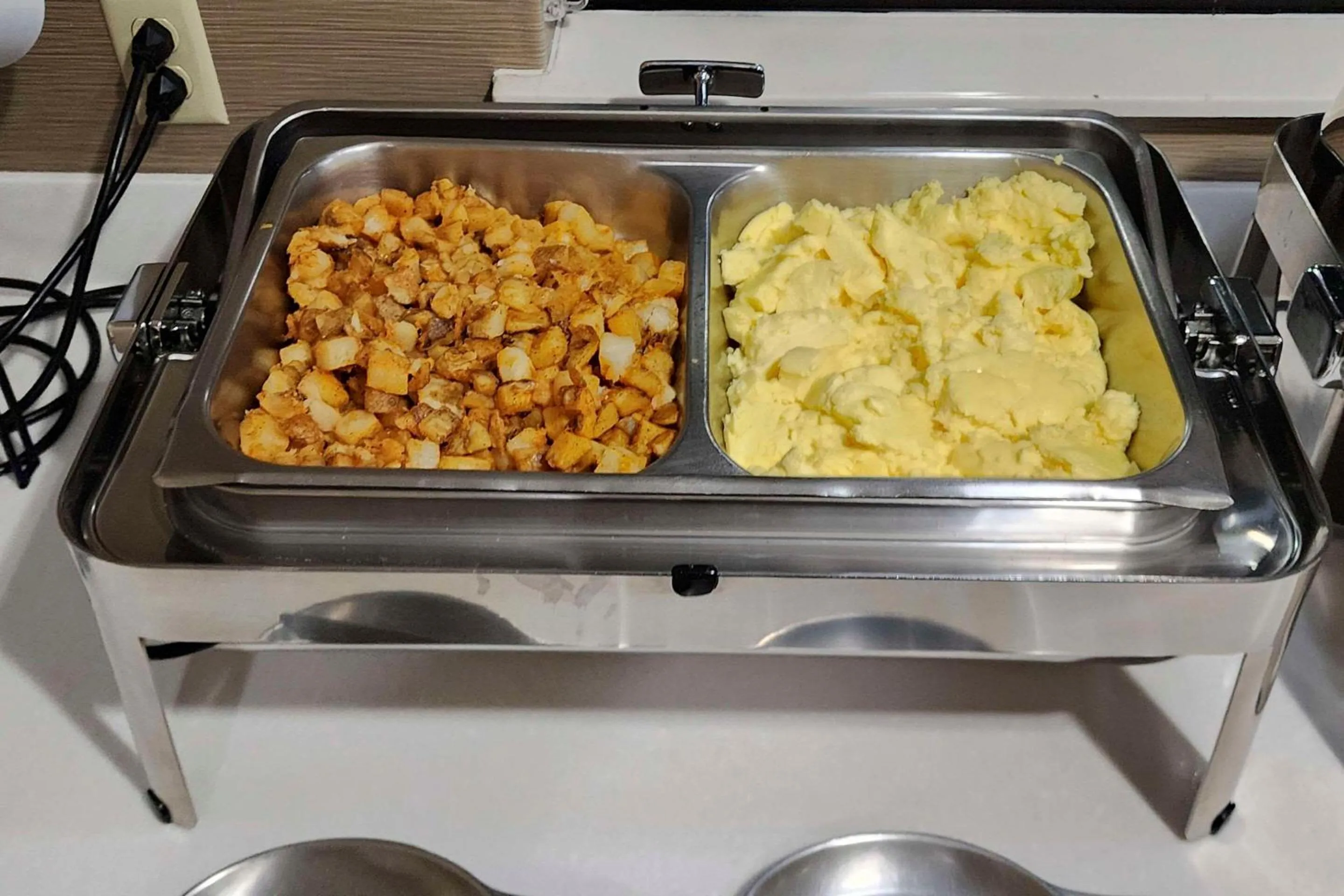 Breakfast in Comfort Inn & Suites Shepherdsville - Louisville South