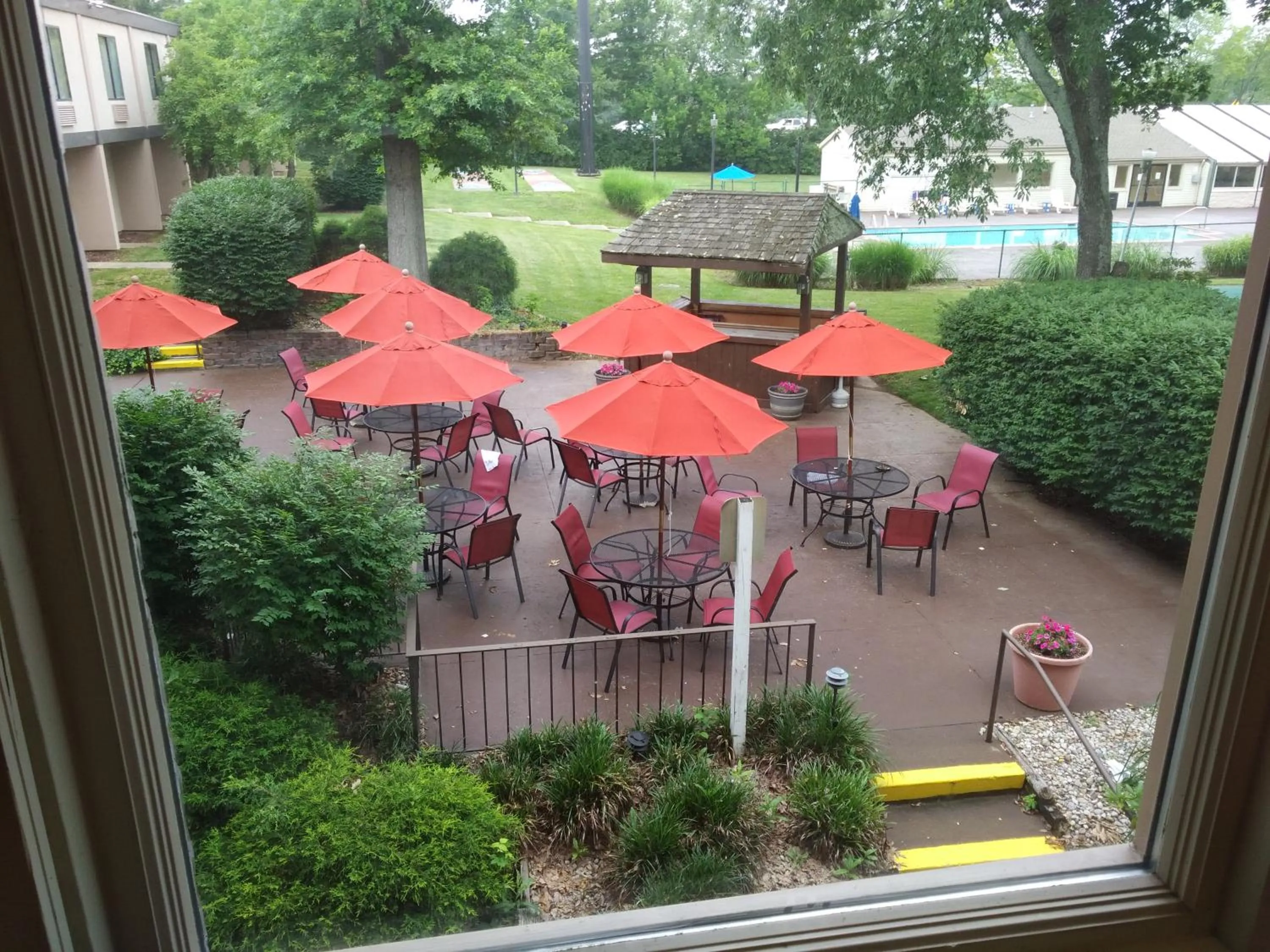 Garden view in Ramada by Wyndham Lexington North Hotel & Conference Center