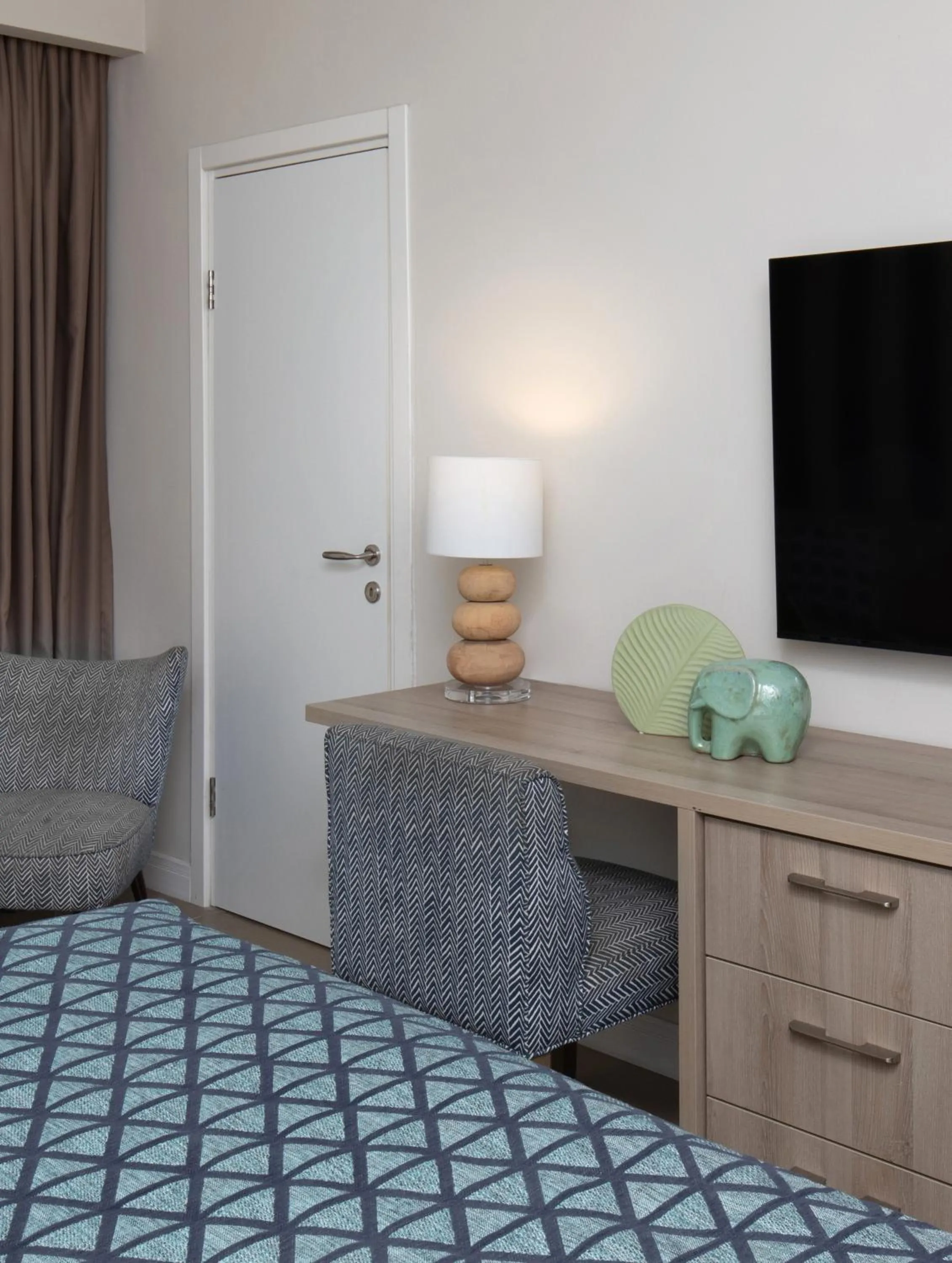 Bed in Neptune Eilat By Dan Hotels