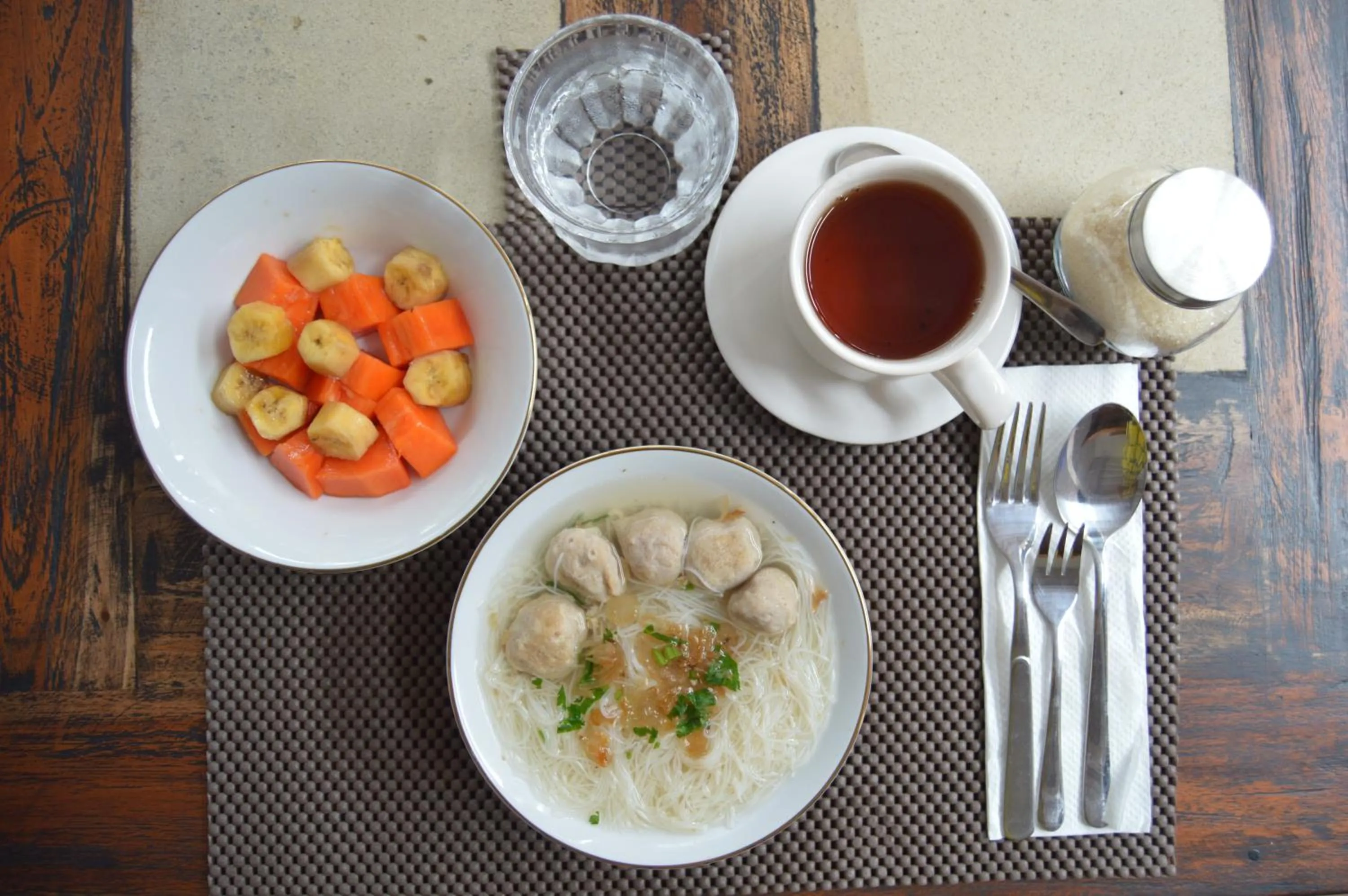 Food and drinks in Askara Guest House & Hostel