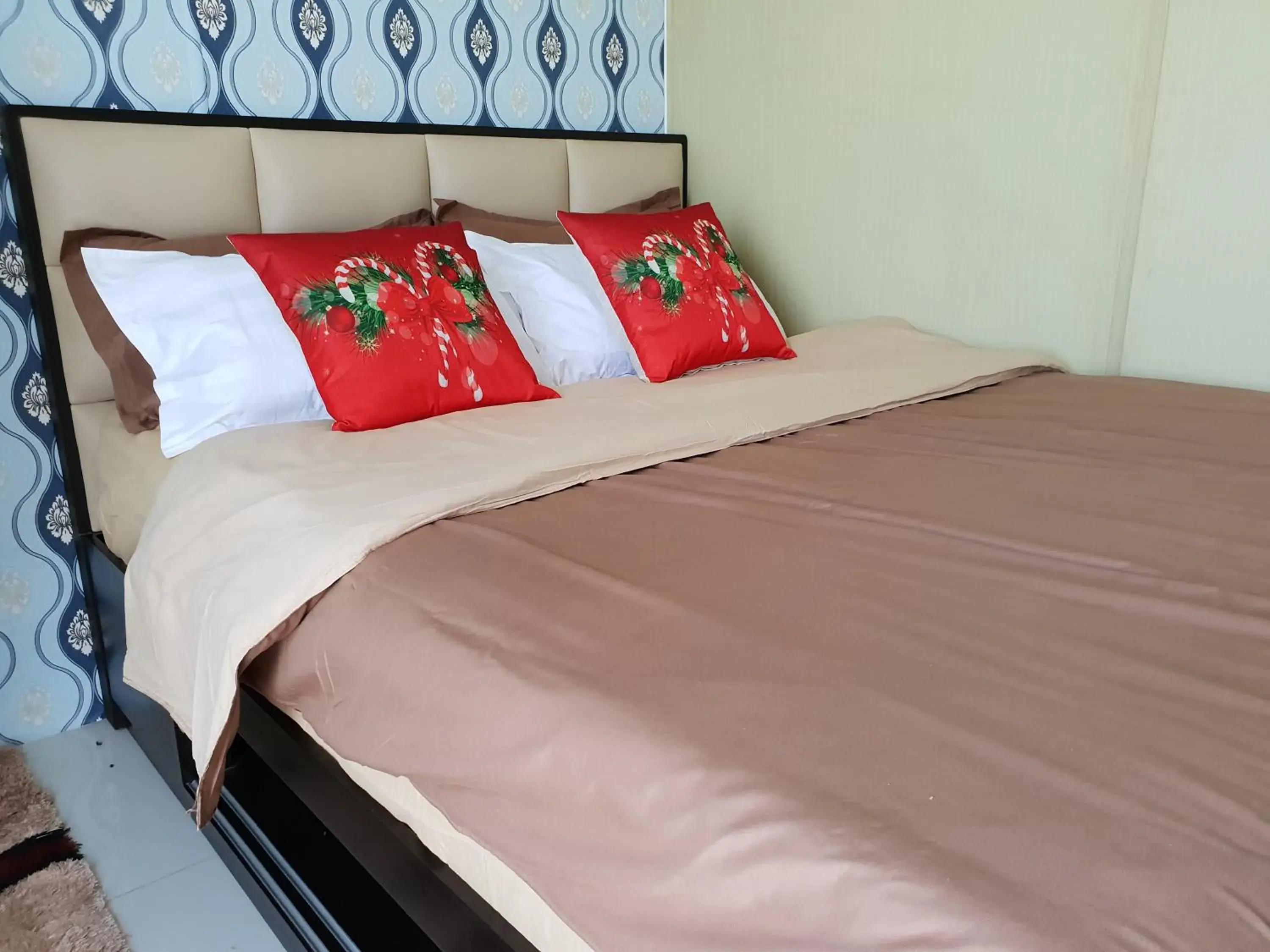 Bed in Wind Residences by Bea and RM Bed in Wind Residences by Bea and RM