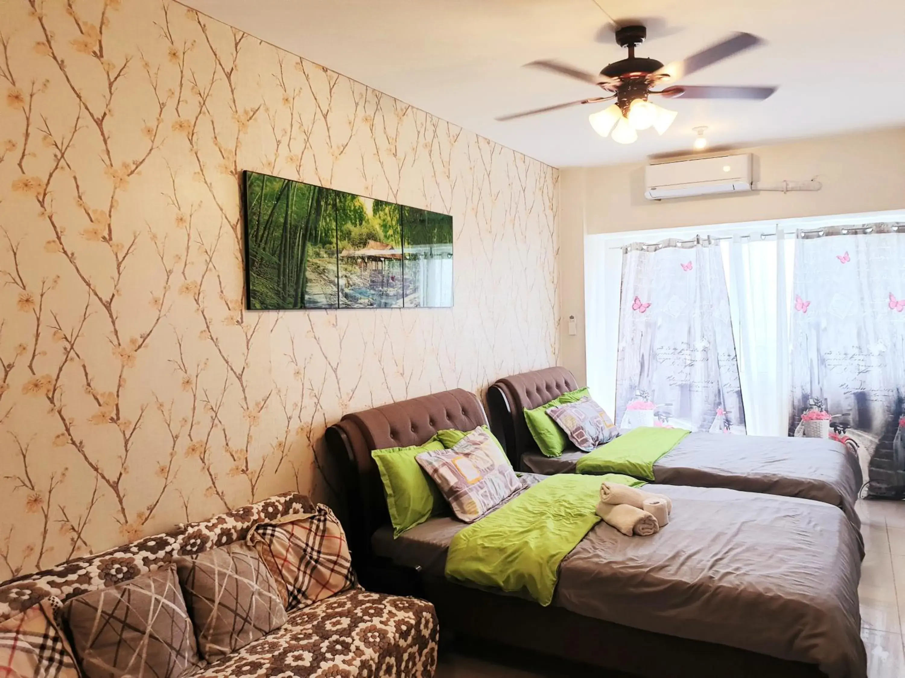 Bed in Wind Residences by Bea and RM Bed in Wind Residences by Bea and RM