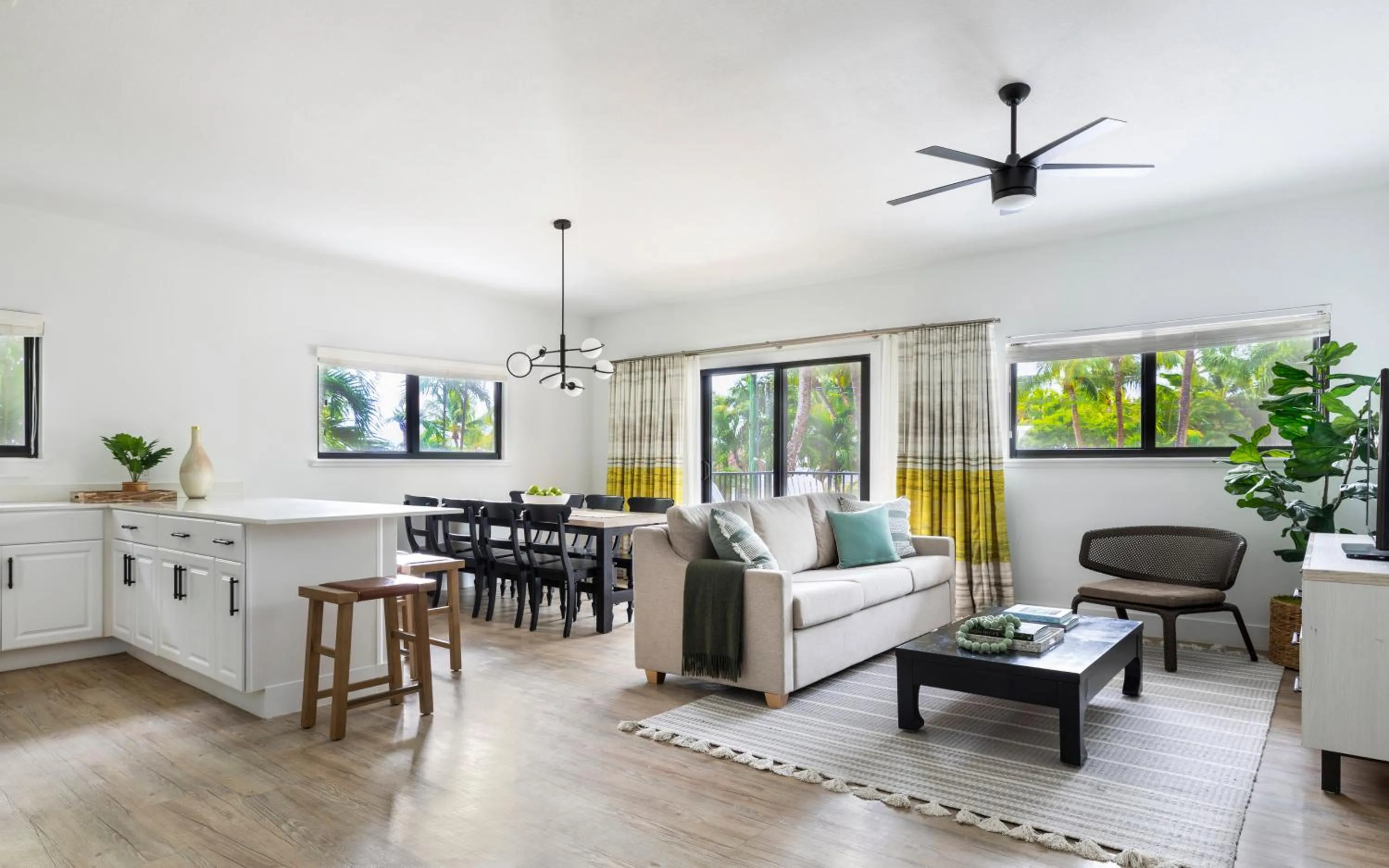 Living room in La Siesta Resort & Villas