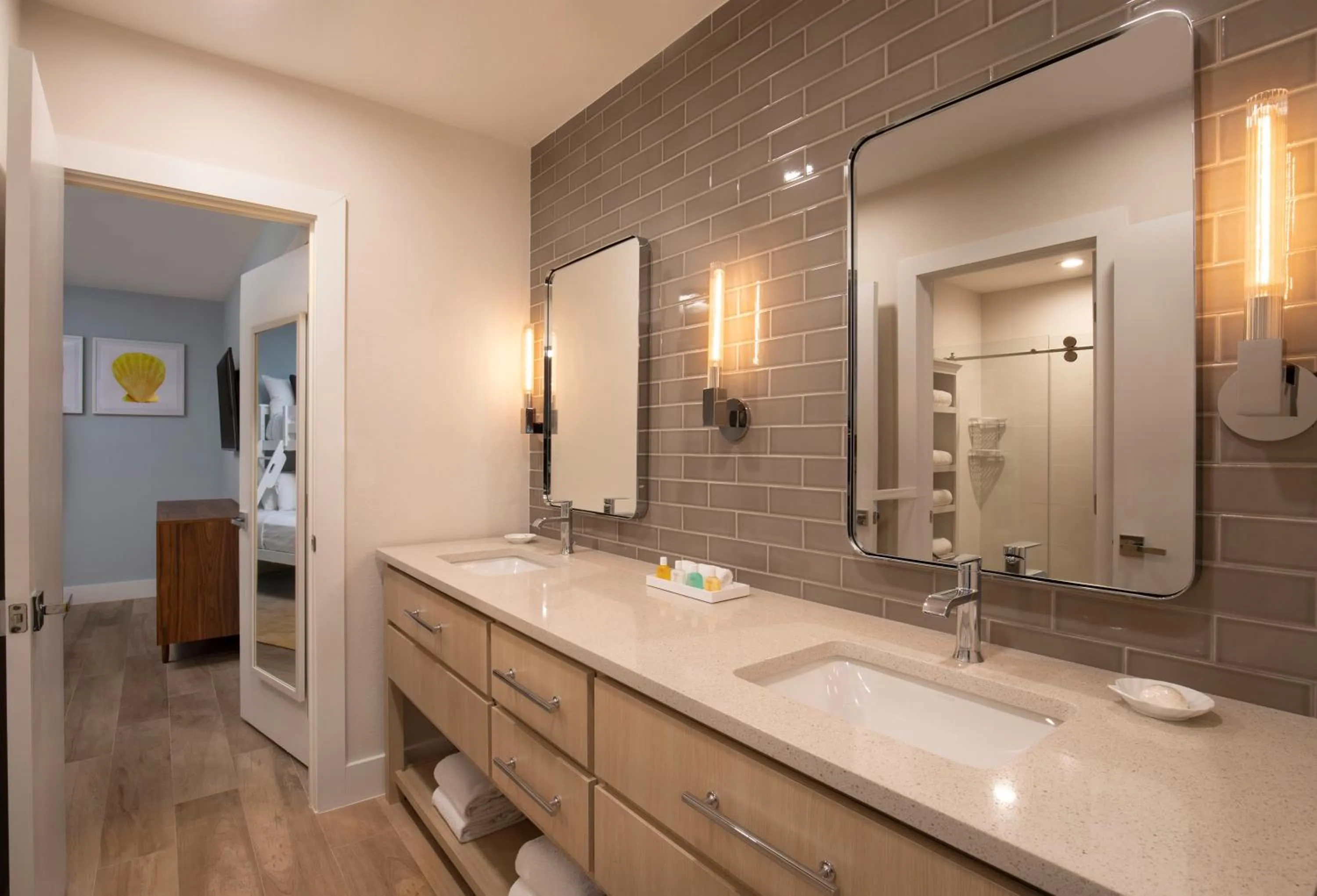 Bathroom in La Siesta Resort & Villas