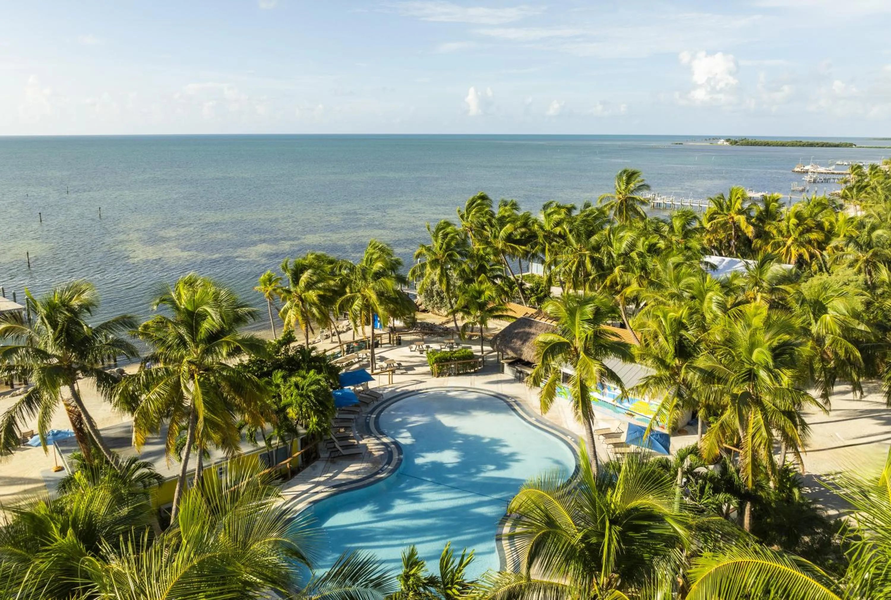 Swimming pool in La Siesta Resort & Villas