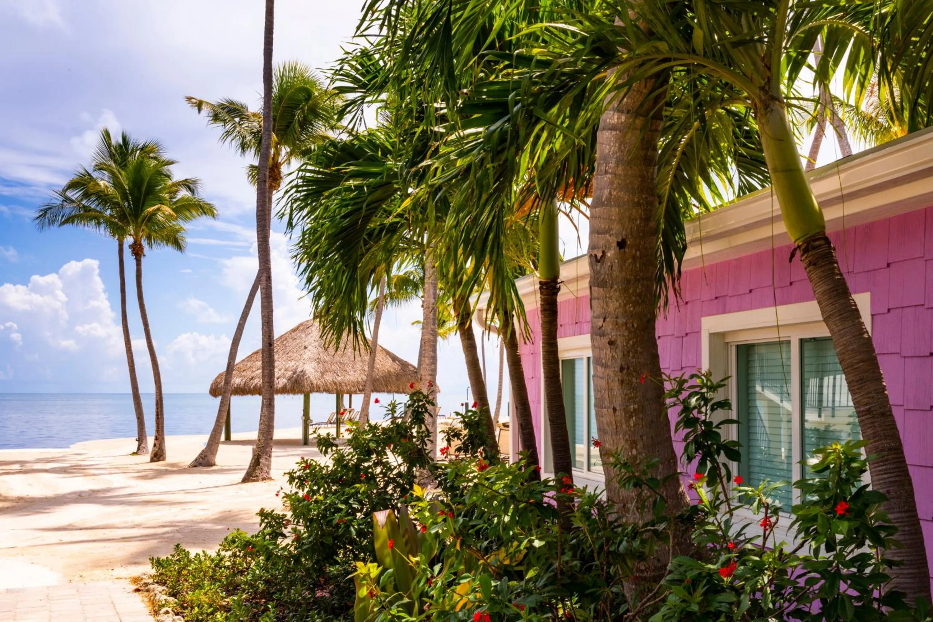 Property building in La Siesta Resort & Villas