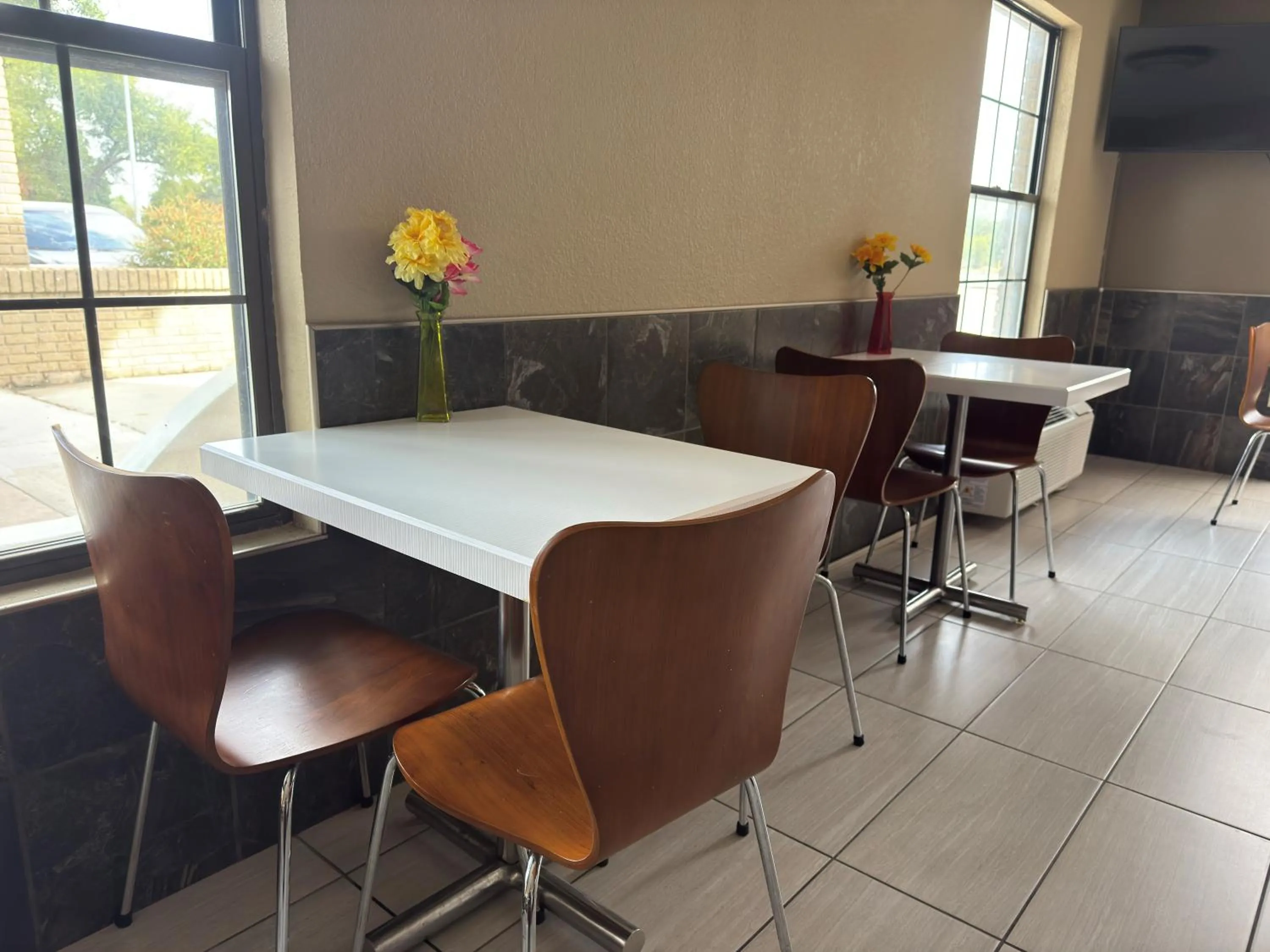 Breakfast in Super 8 by Wyndham Lakeland