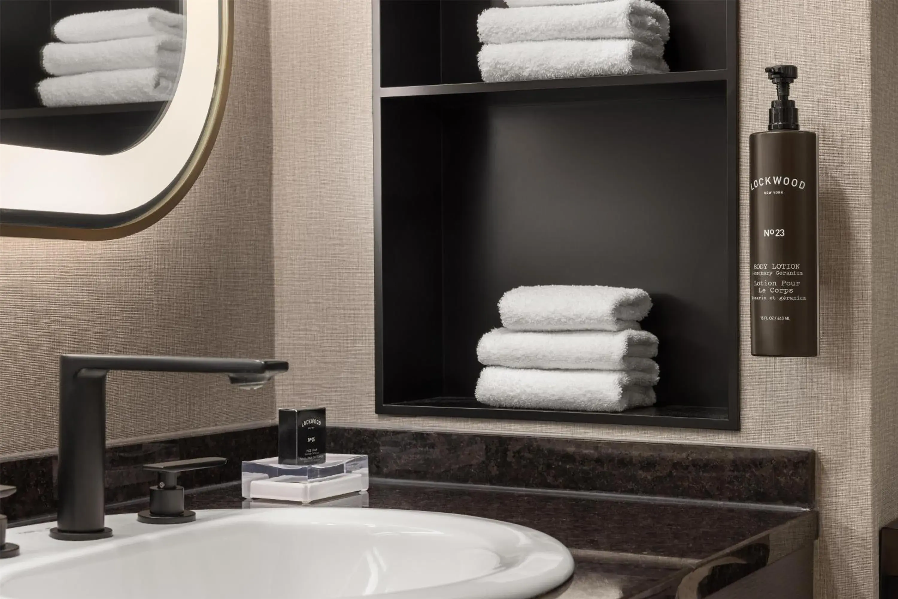 Bathroom in Hotel Vallea Bromont, Tapestry Collection by Hilton Bathroom in Hotel Vallea Bromont, Tapestry Collection by Hilton