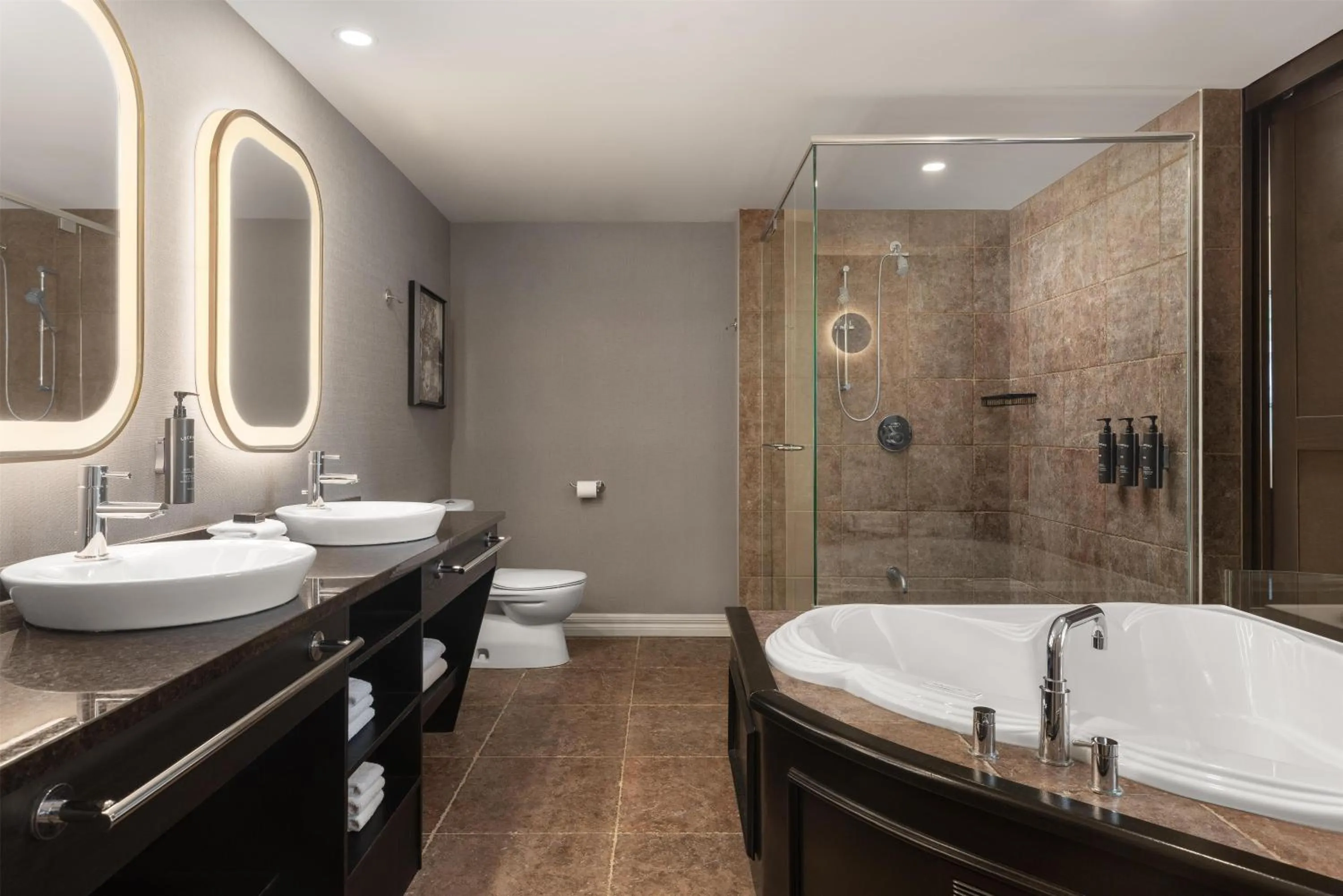 Bathroom in Hotel Vallea Bromont, Tapestry Collection by Hilton