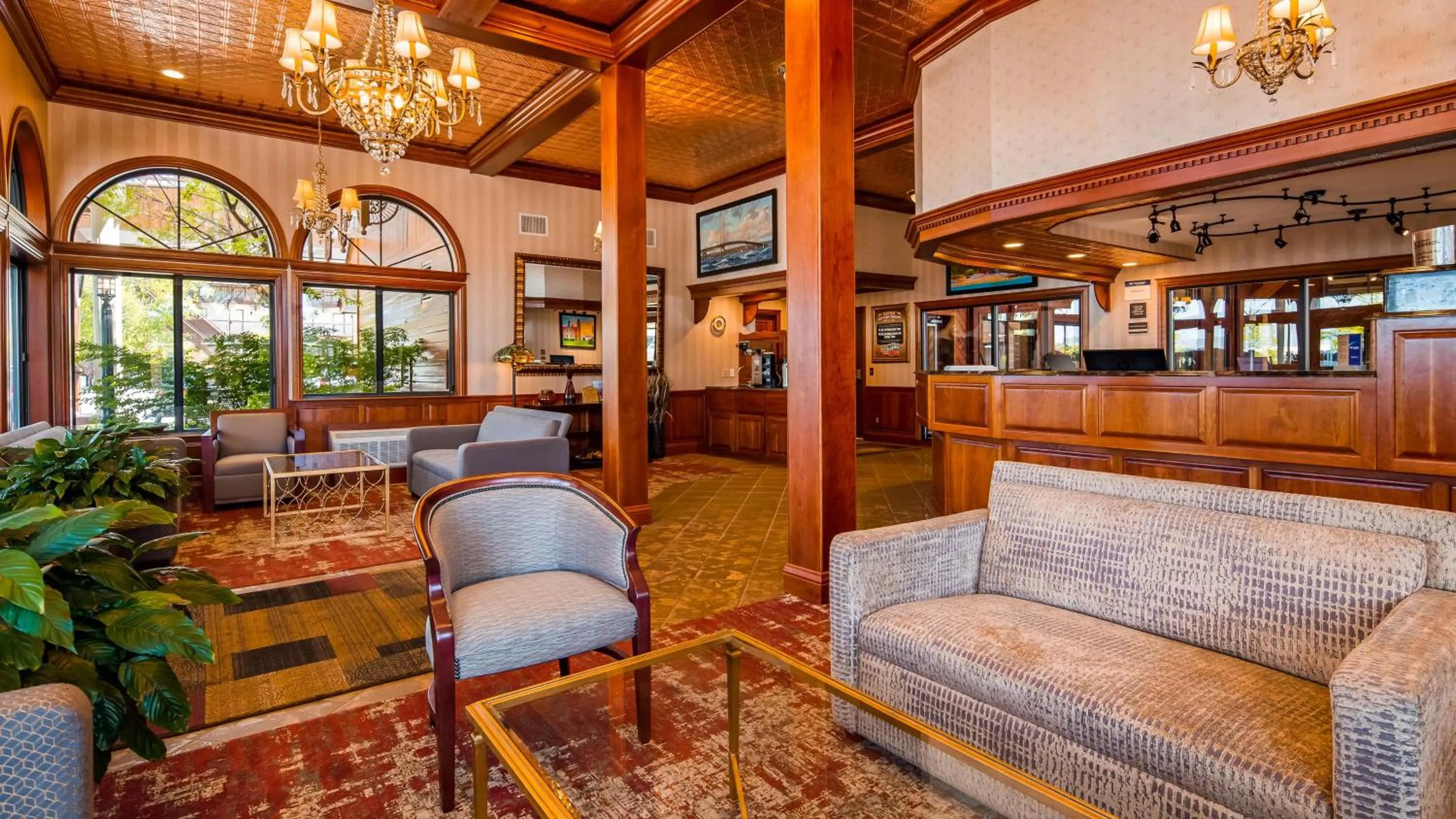 Lobby or reception in Best Western Plus Dockside Waterfront Inn
