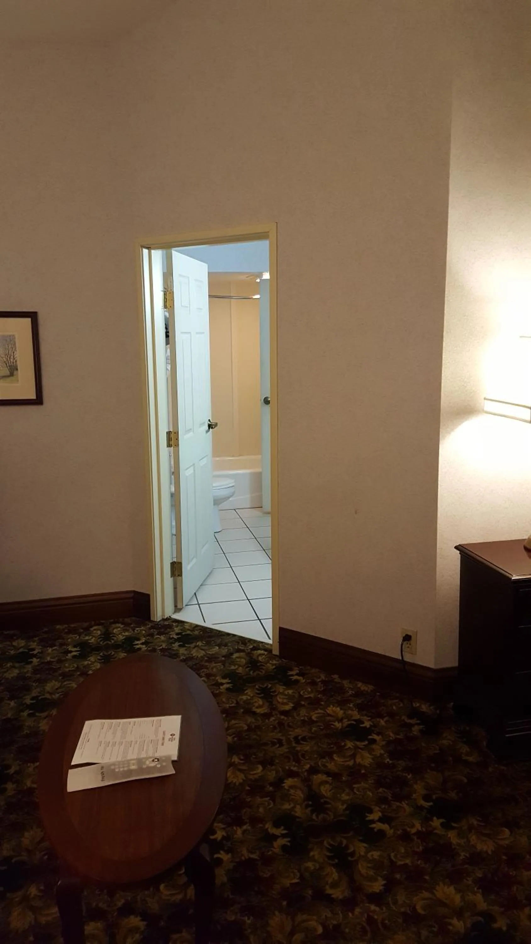 Bathroom, Bed in Best Western Plus Dockside Waterfront Inn