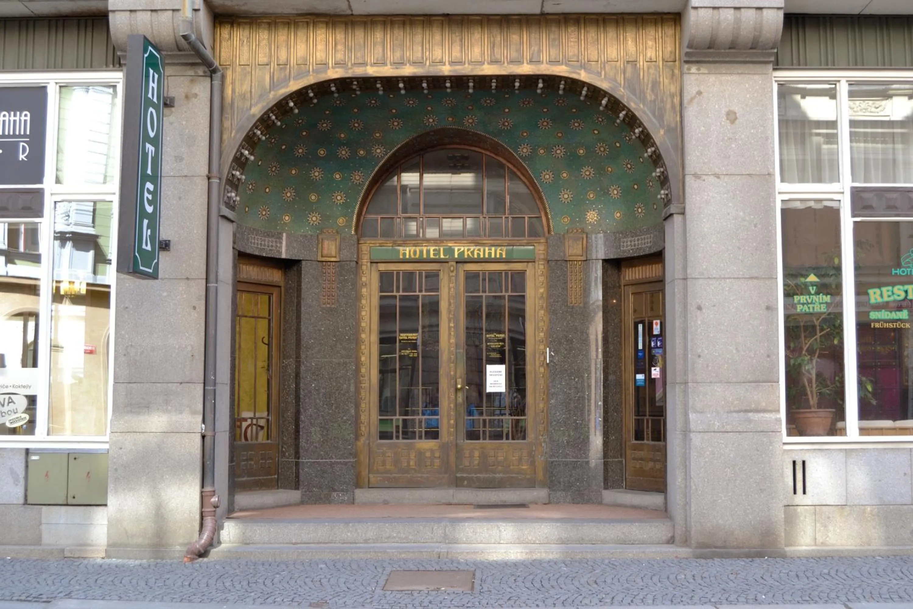 Facade/entrance in Hotel Praha Liberec