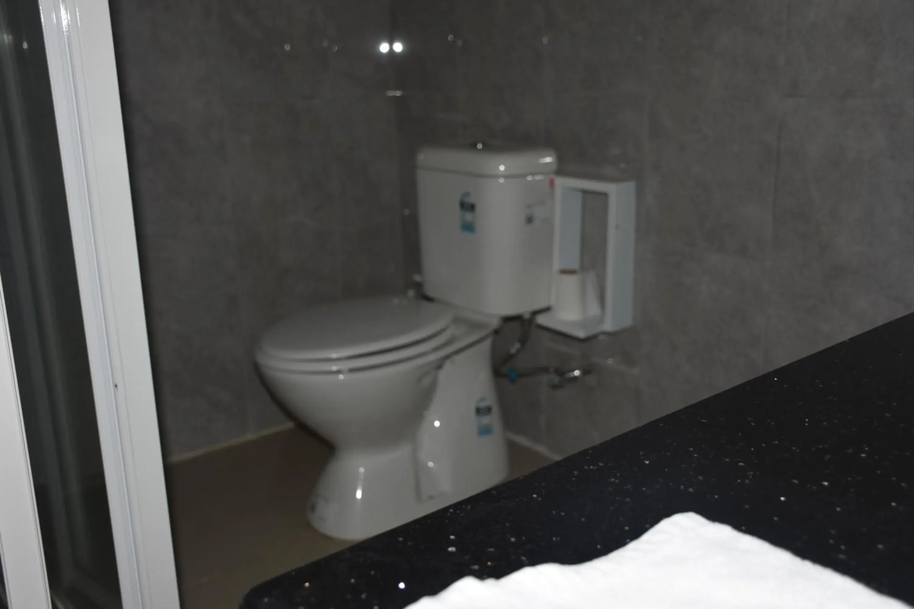 Toilet in Best View Apartments Toilet in Best View Apartments