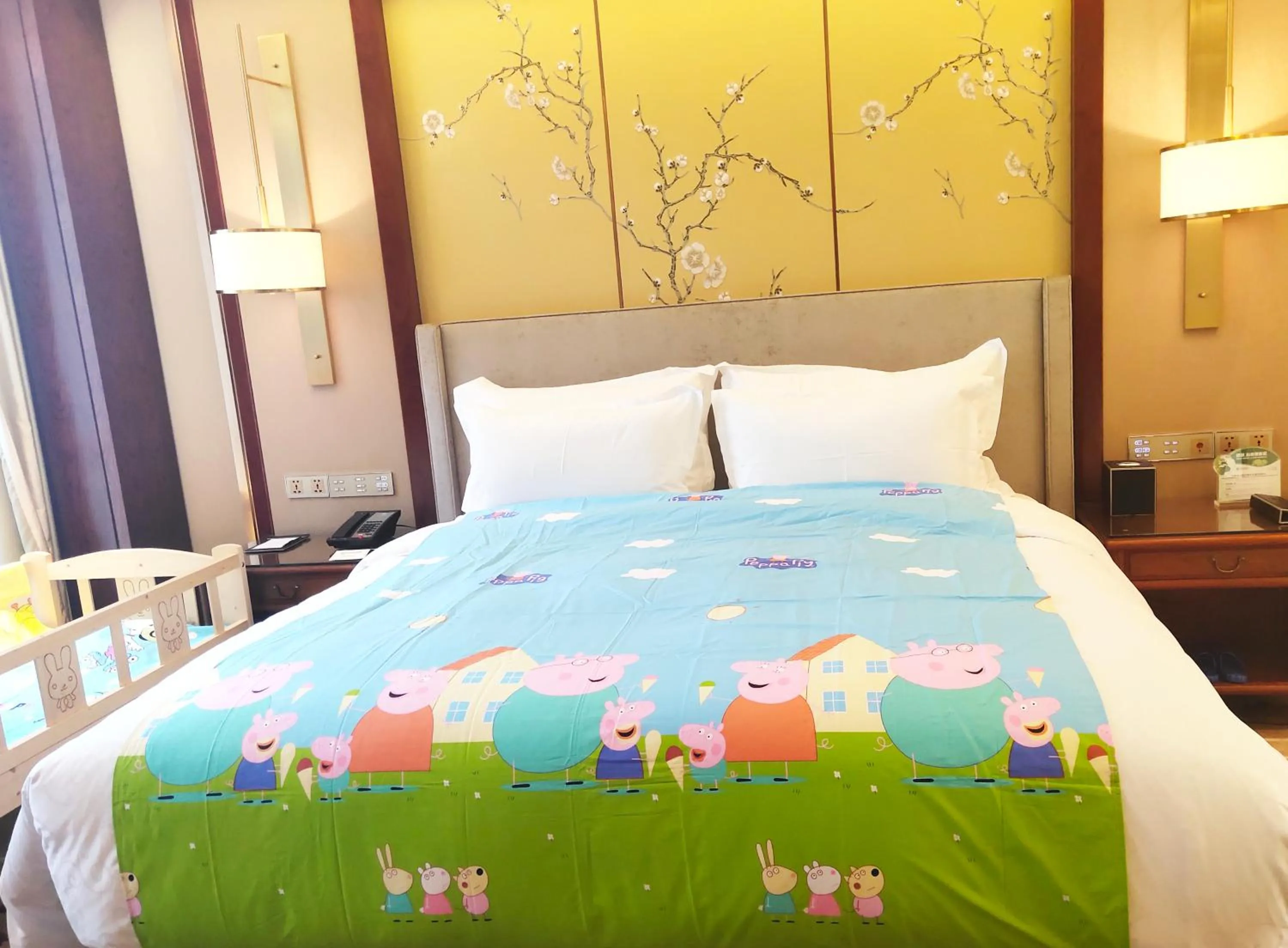 Bed in Ordos Yonggui Hotel