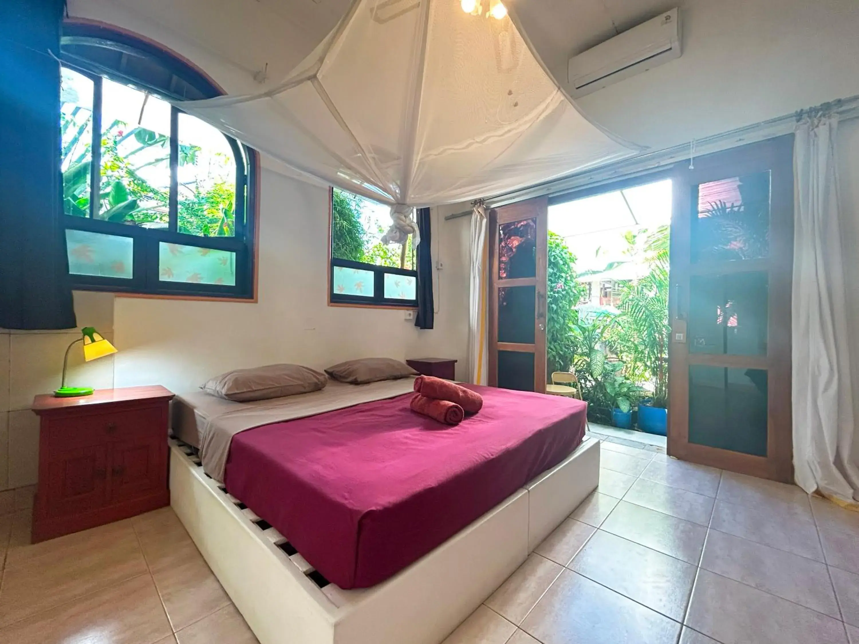 Double Room with Fan and Air Conditioning in Serenity Eco Guesthouse - CHSE certified Double Room with Fan and Air Conditioning in Serenity Eco Guesthouse - CHSE certified