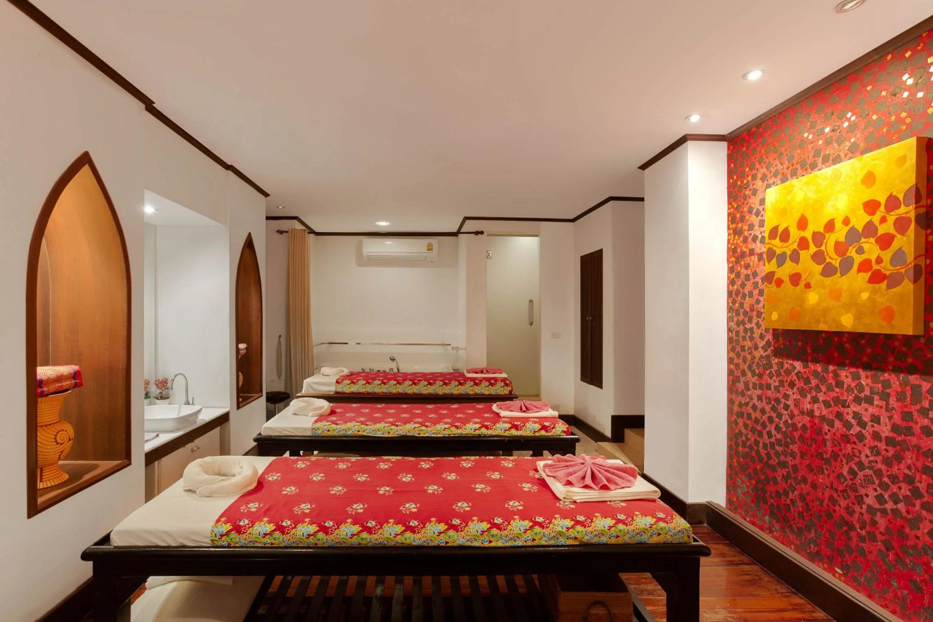 Massage, Bed in Baumancasa Beach Resort