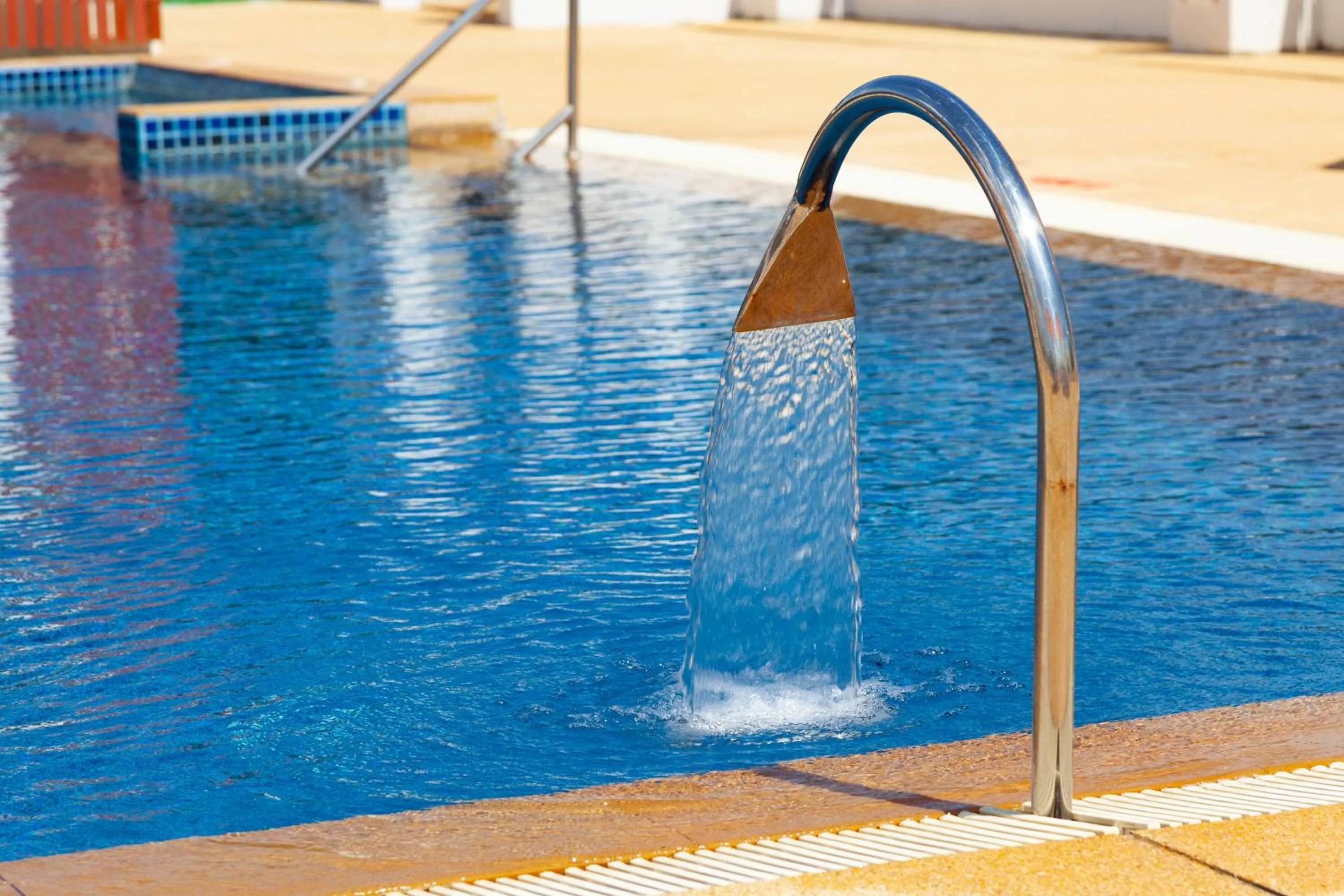 Swimming pool in Baumancasa Beach Resort