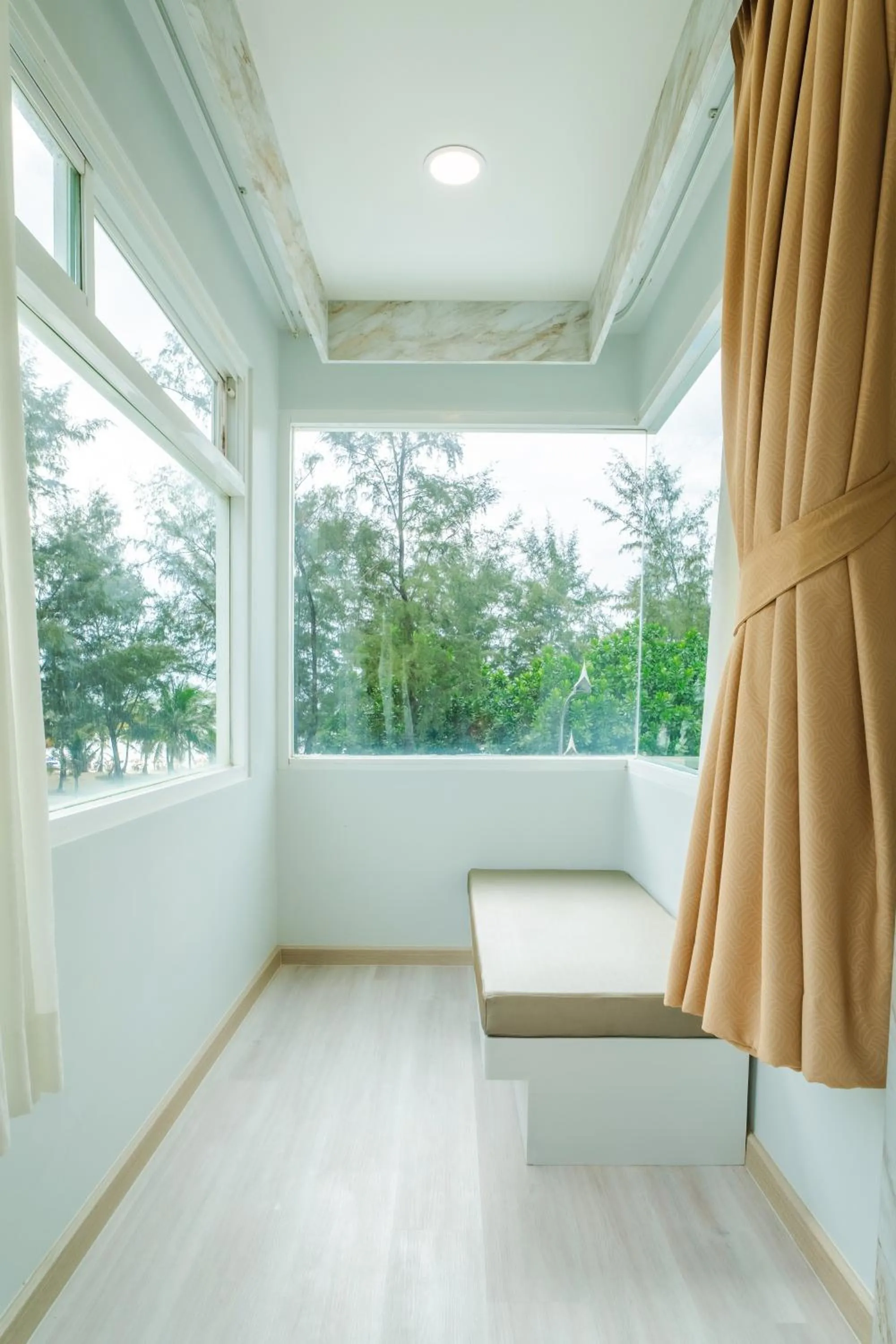 Photo of the whole room in Baumancasa Beach Resort