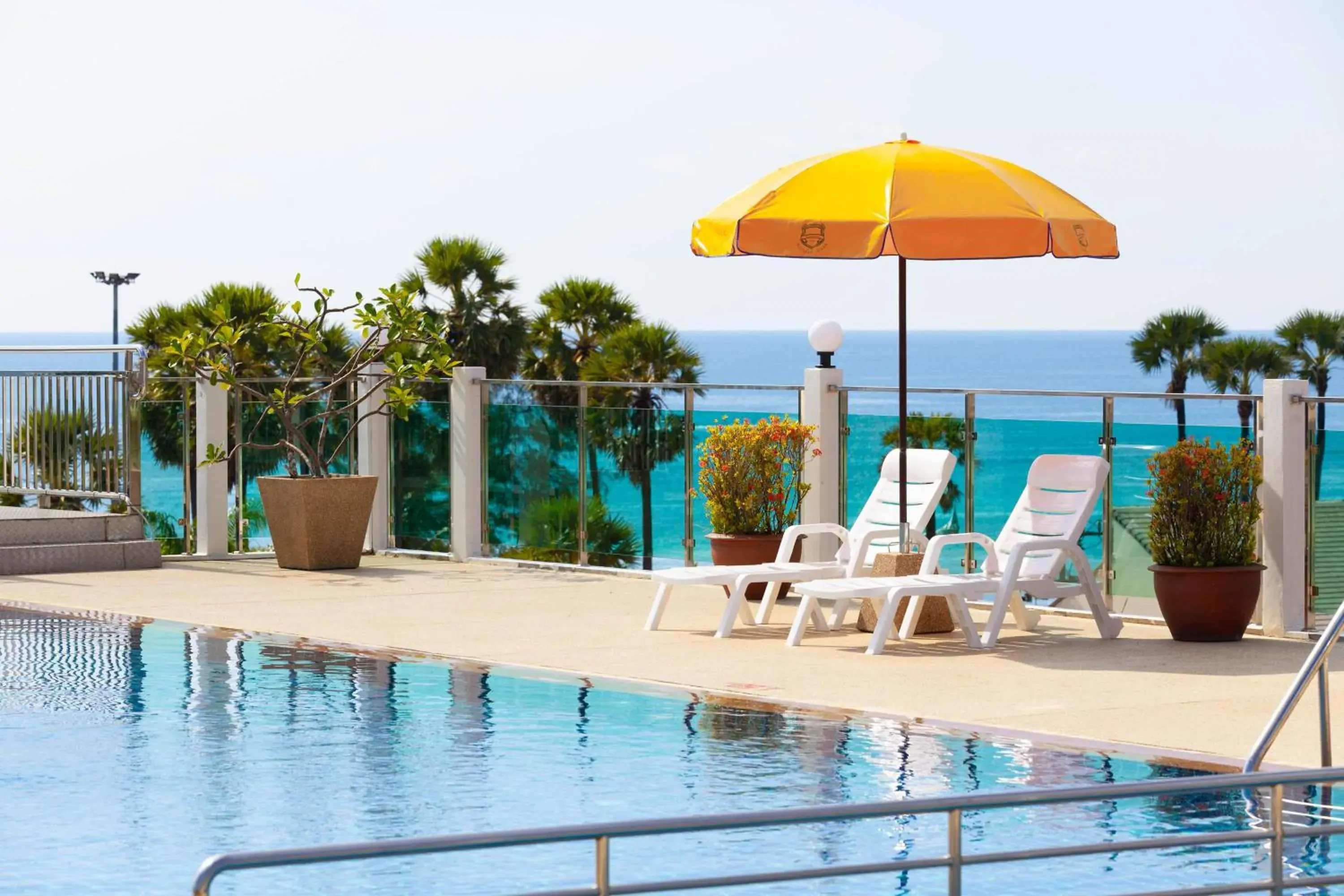 Swimming pool in Baumancasa Beach Resort Swimming pool in Baumancasa Beach Resort