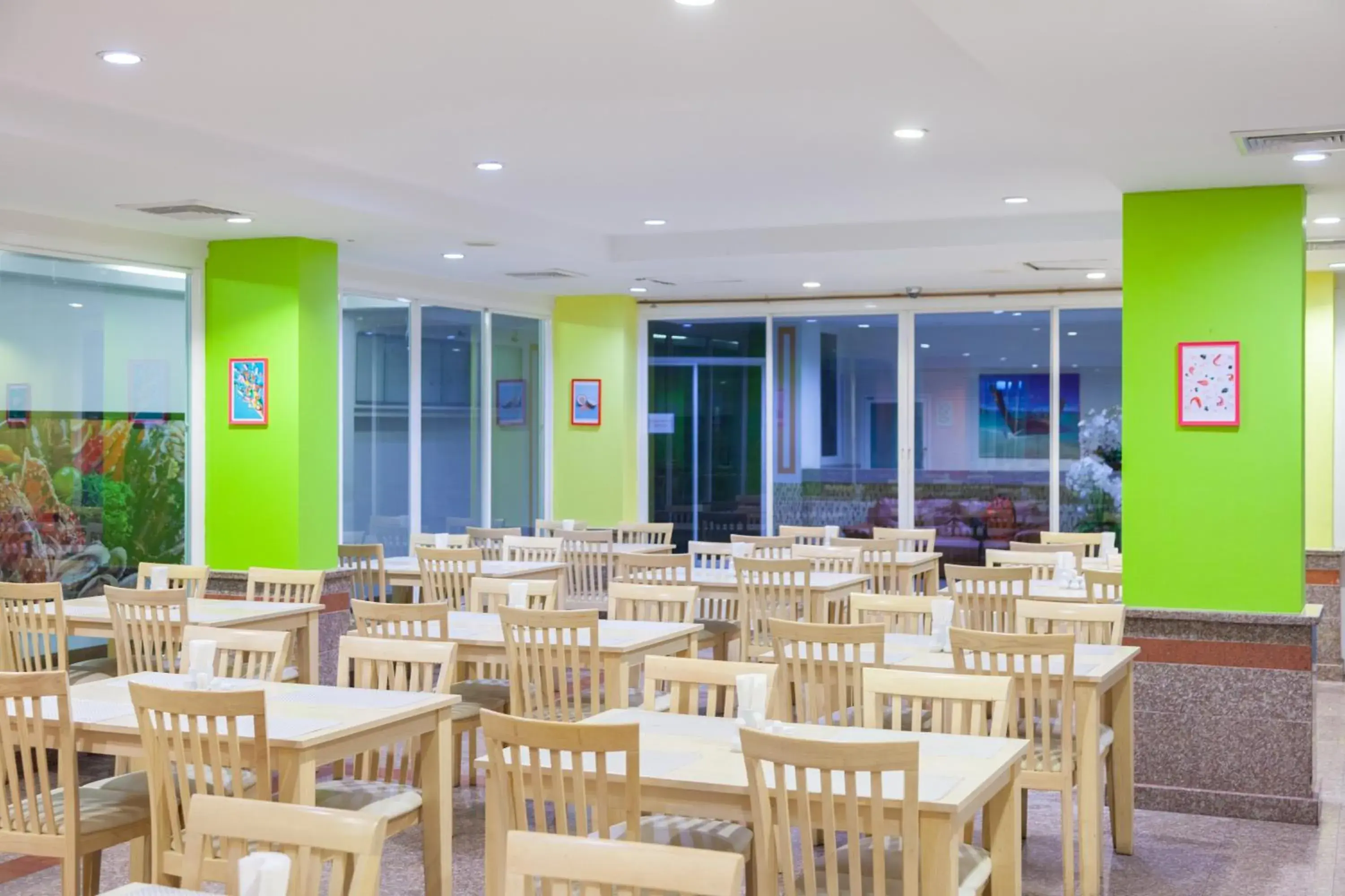 Breakfast in Baumancasa Beach Resort Breakfast in Baumancasa Beach Resort