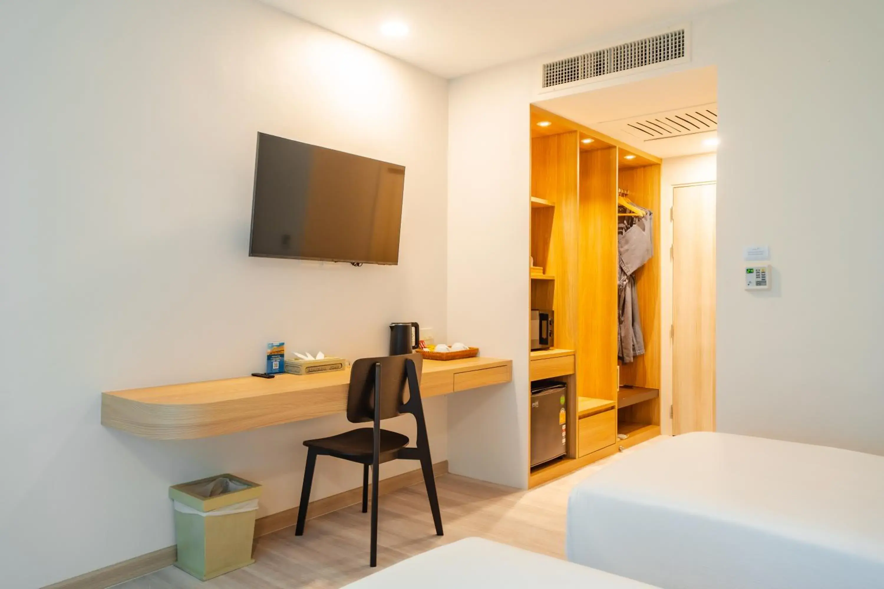 Photo of the whole room, Bed in Baumancasa Beach Resort Photo of the whole room, Bed in Baumancasa Beach Resort