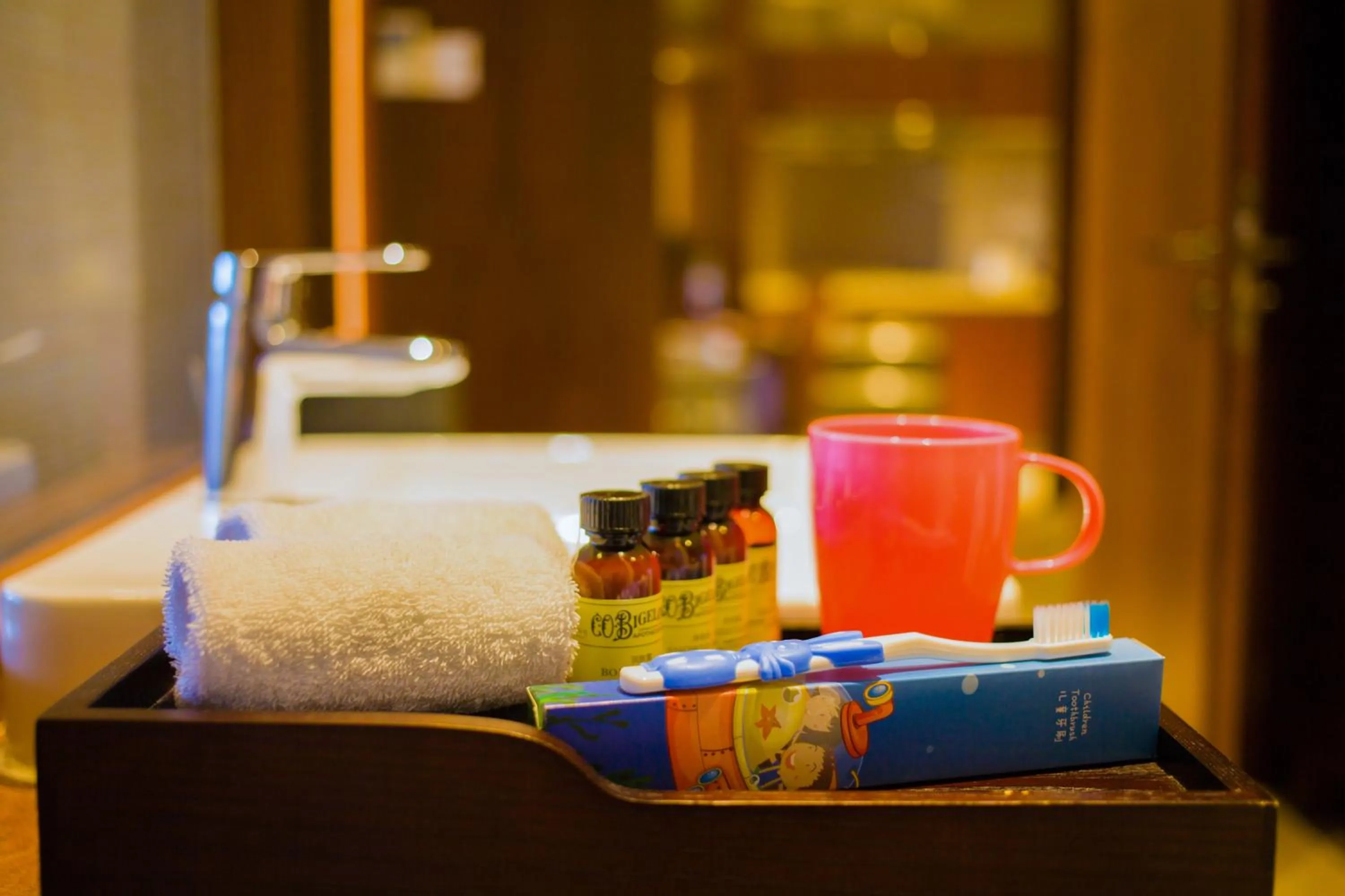 Property building in Pullman Oceanview Sanya Bay Resort & Spa