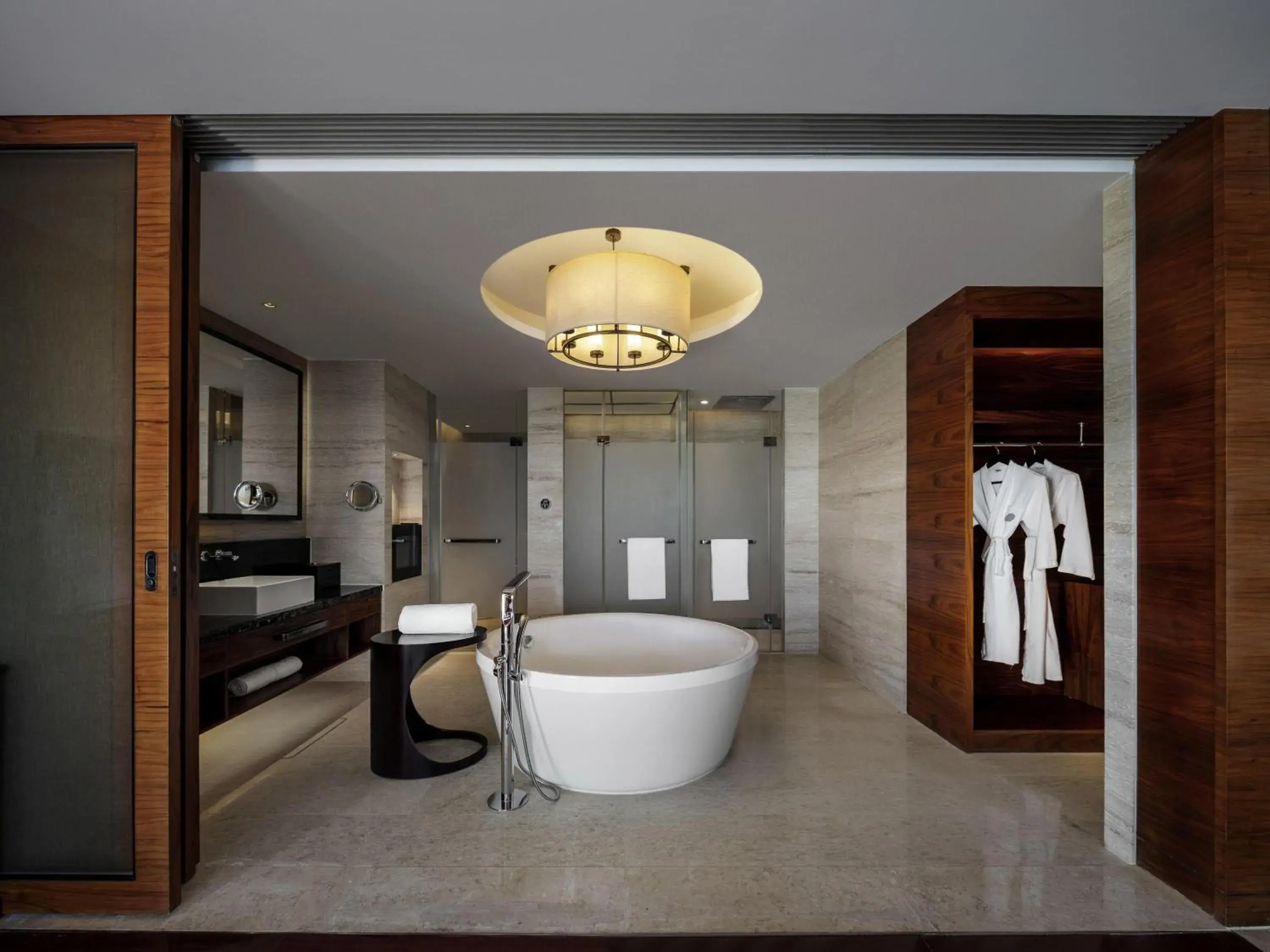 Bedroom in Pullman Oceanview Sanya Bay Resort & Spa Bedroom in Pullman Oceanview Sanya Bay Resort & Spa