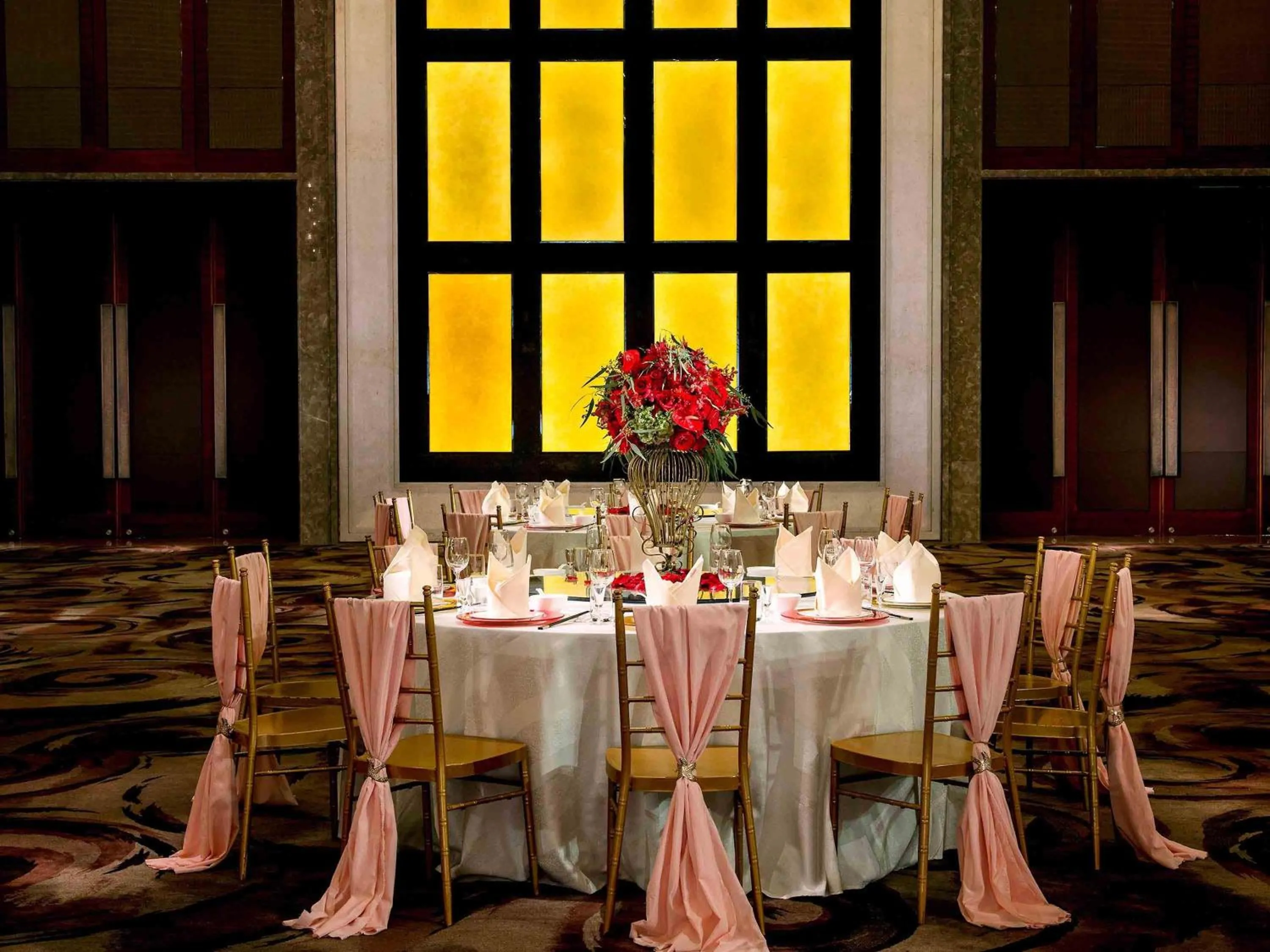 wedding in Pullman Oceanview Sanya Bay Resort & Spa