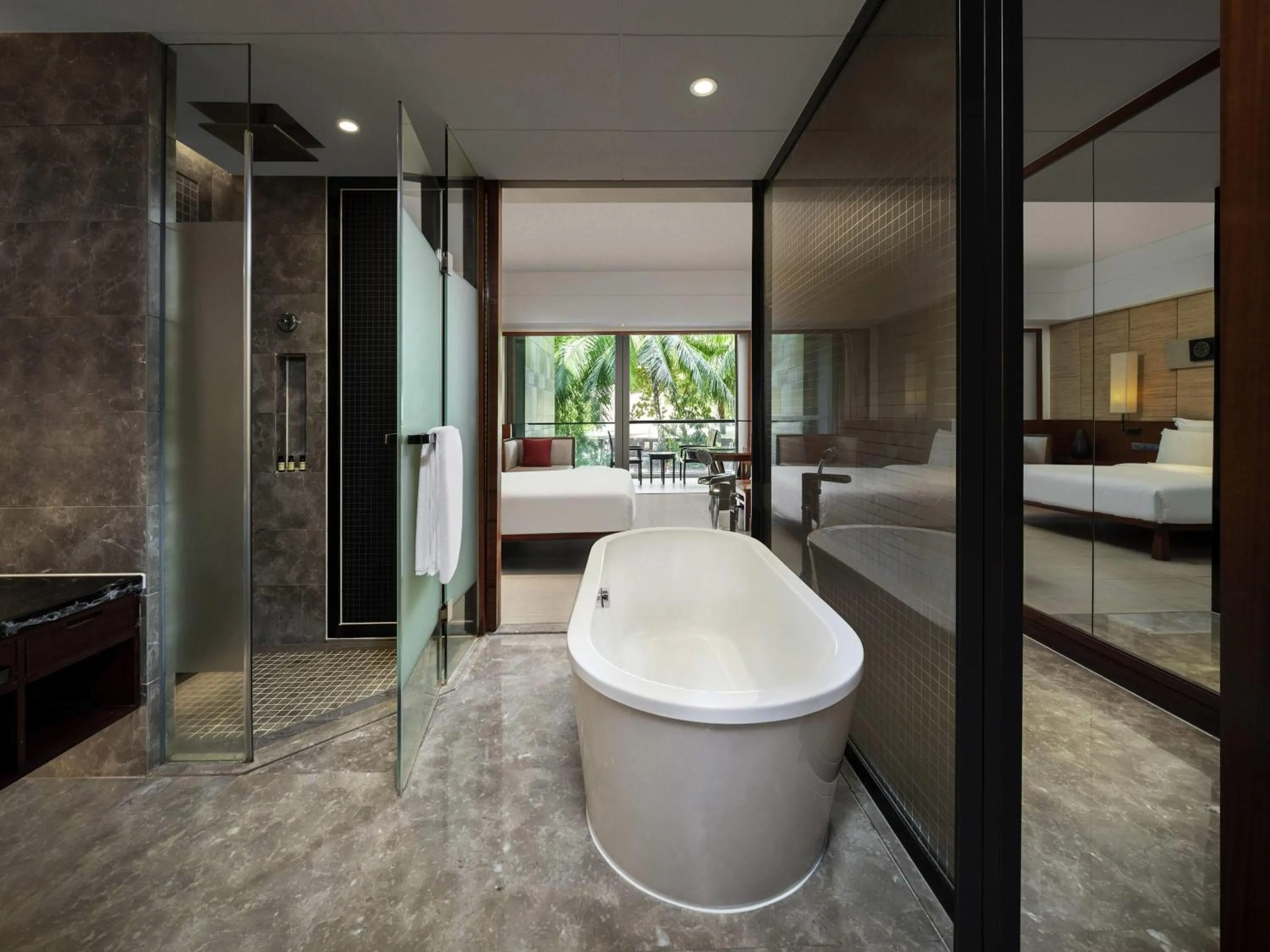 Bedroom, Bed in Pullman Oceanview Sanya Bay Resort & Spa