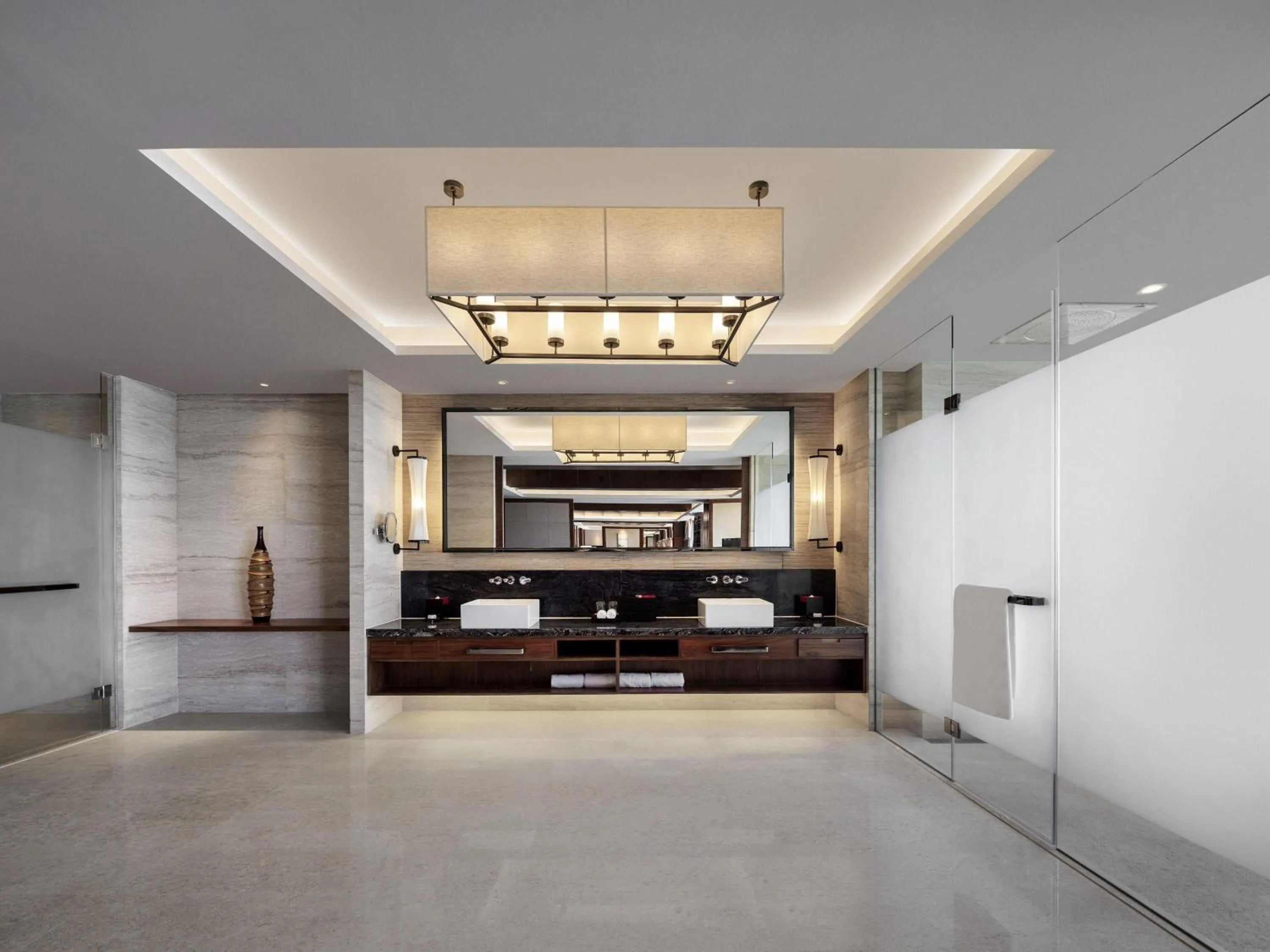 Bedroom in Pullman Oceanview Sanya Bay Resort & Spa