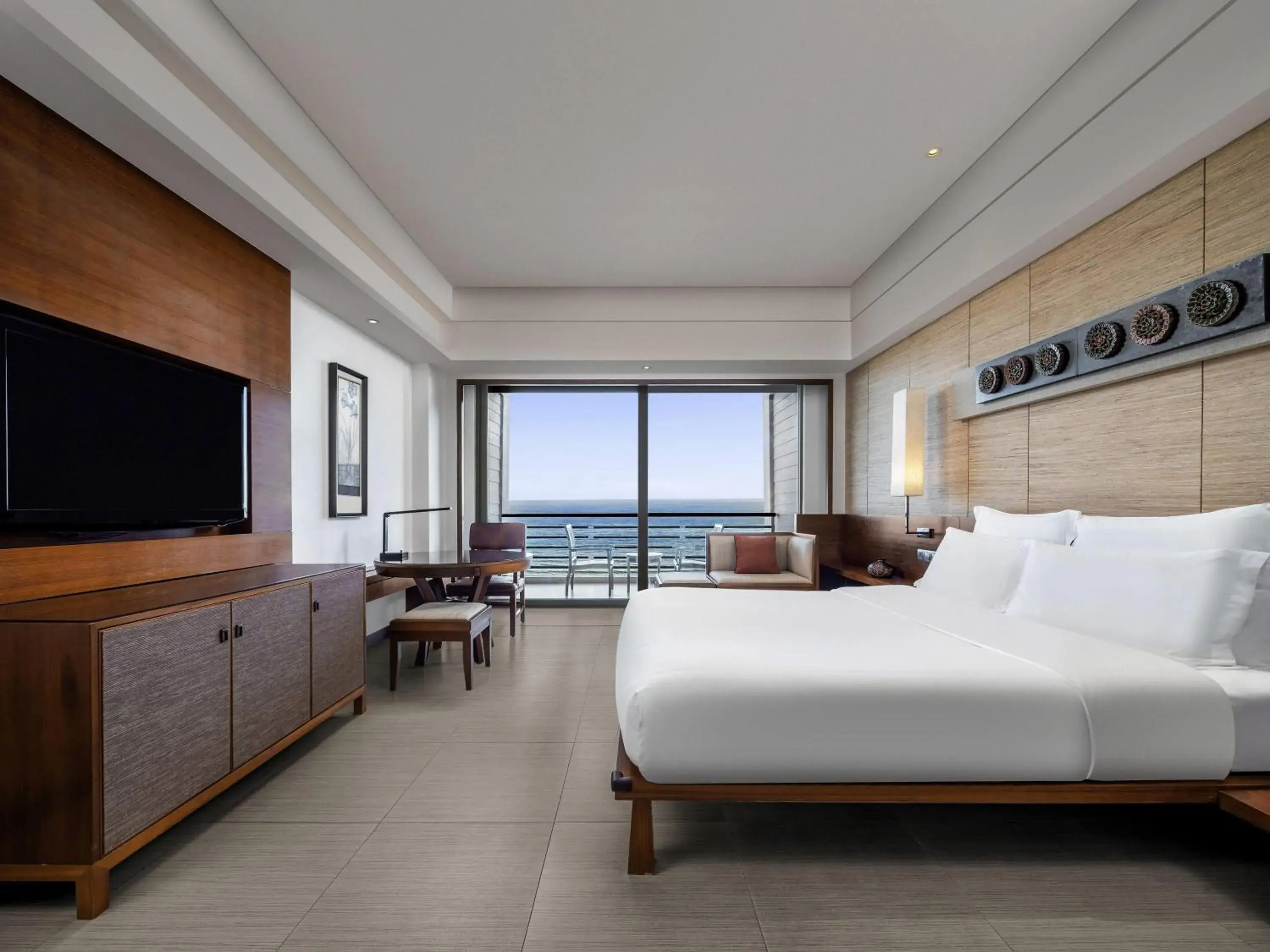 Bedroom, Bed in Pullman Oceanview Sanya Bay Resort & Spa Bedroom, Bed in Pullman Oceanview Sanya Bay Resort & Spa