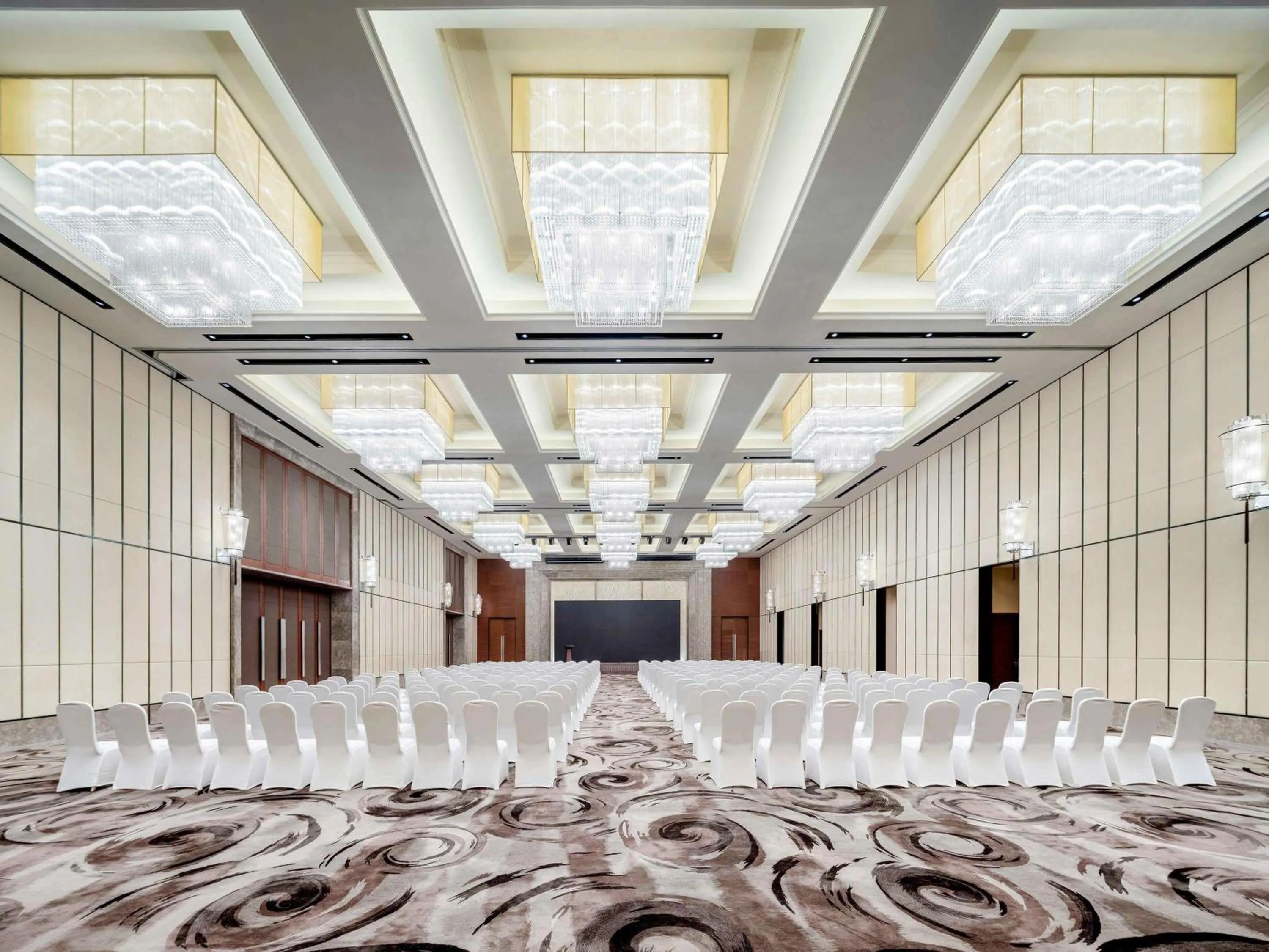 Meeting/conference room in Pullman Oceanview Sanya Bay Resort & Spa