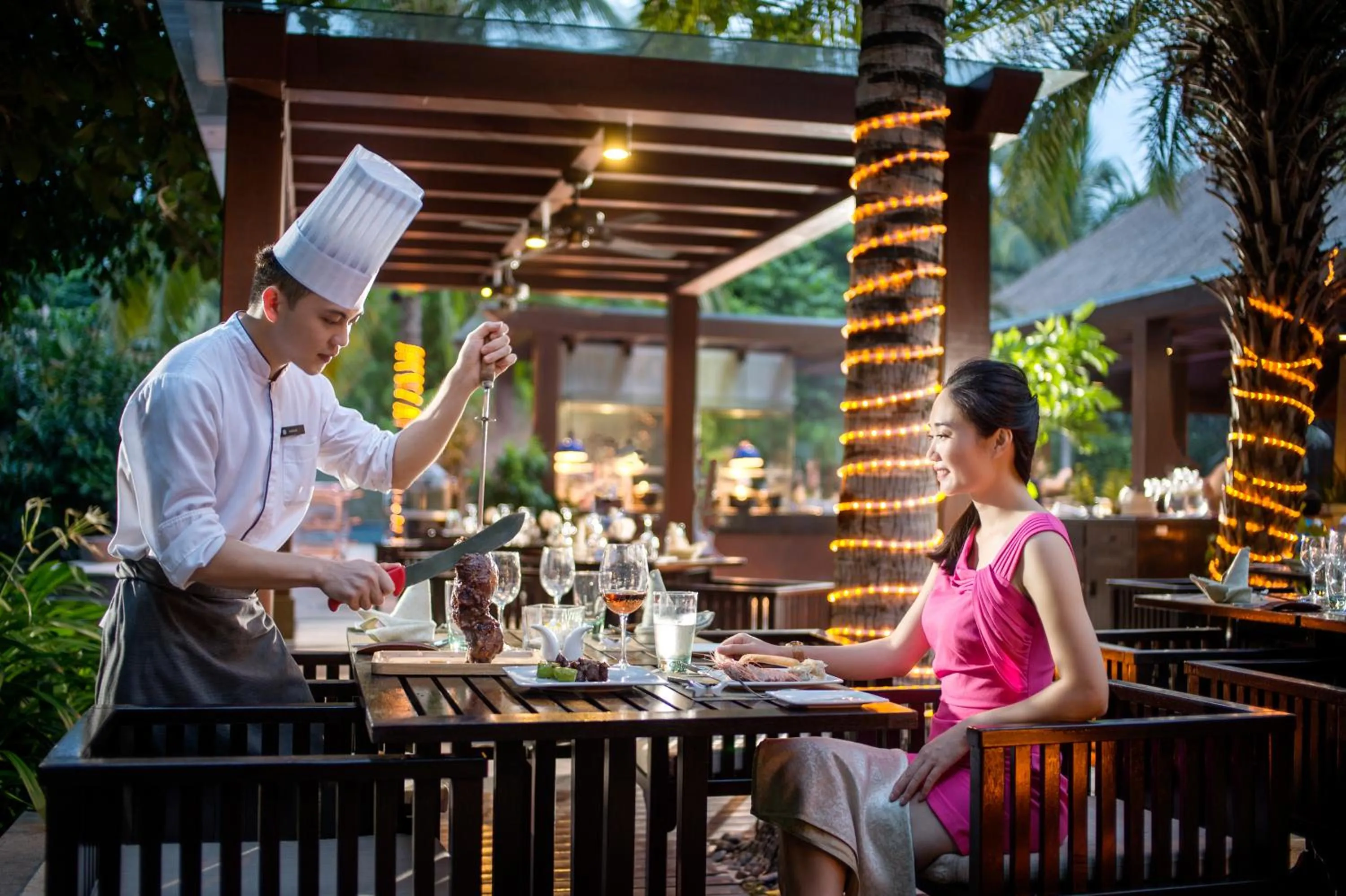 Restaurant/places to eat in Pullman Oceanview Sanya Bay Resort & Spa