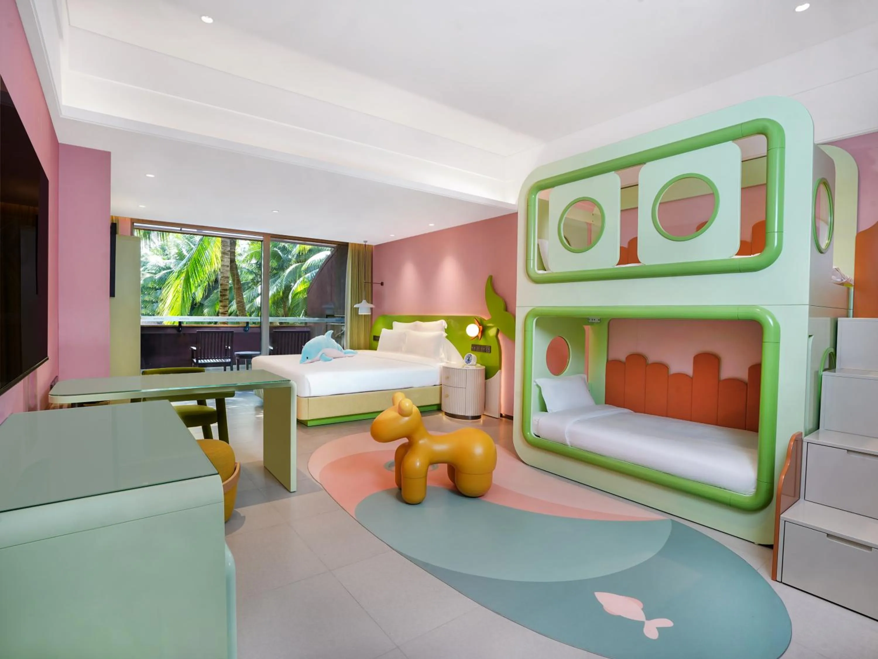 Bed in Pullman Oceanview Sanya Bay Resort & Spa