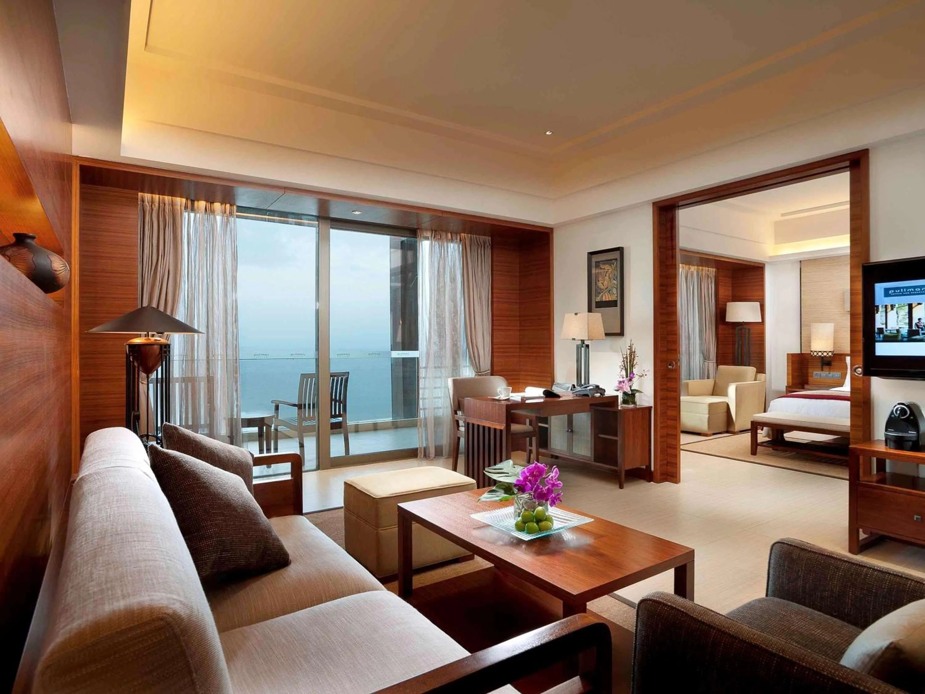 Photo of the whole room in Pullman Oceanview Sanya Bay Resort & Spa