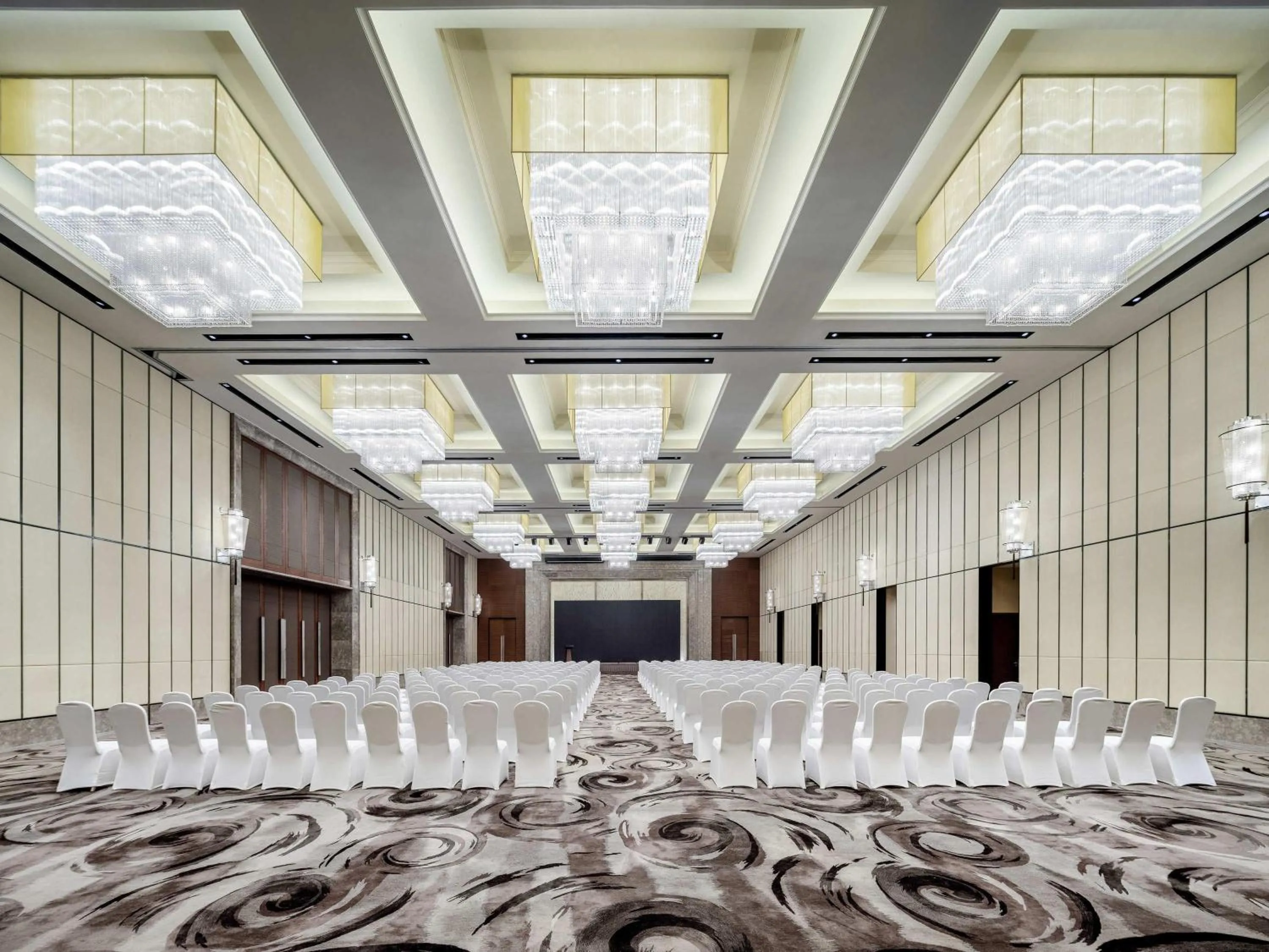 Meeting/conference room in Pullman Oceanview Sanya Bay Resort & Spa