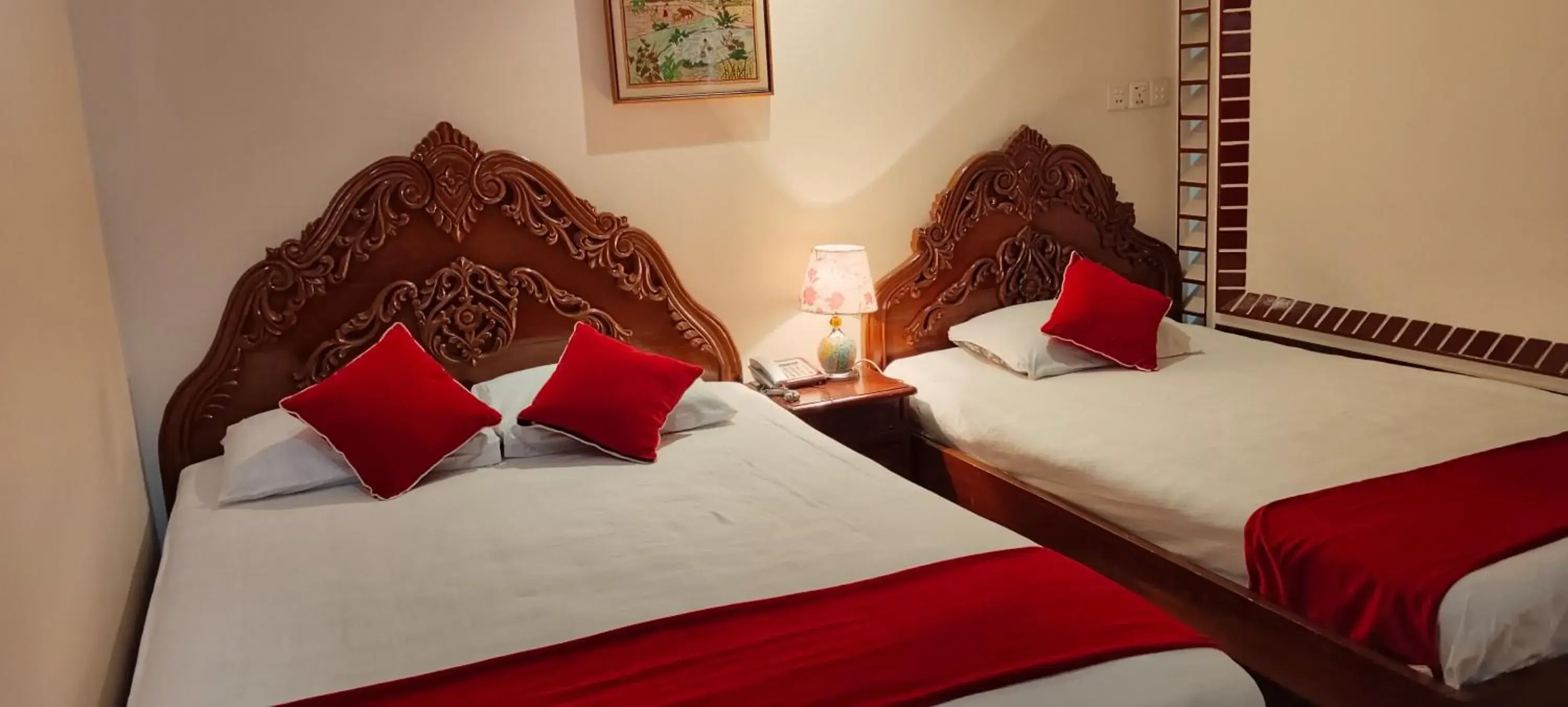 Deluxe Suite - single occupancy in Hotel Dallas Sylhet Deluxe Suite - single occupancy in Hotel Dallas Sylhet