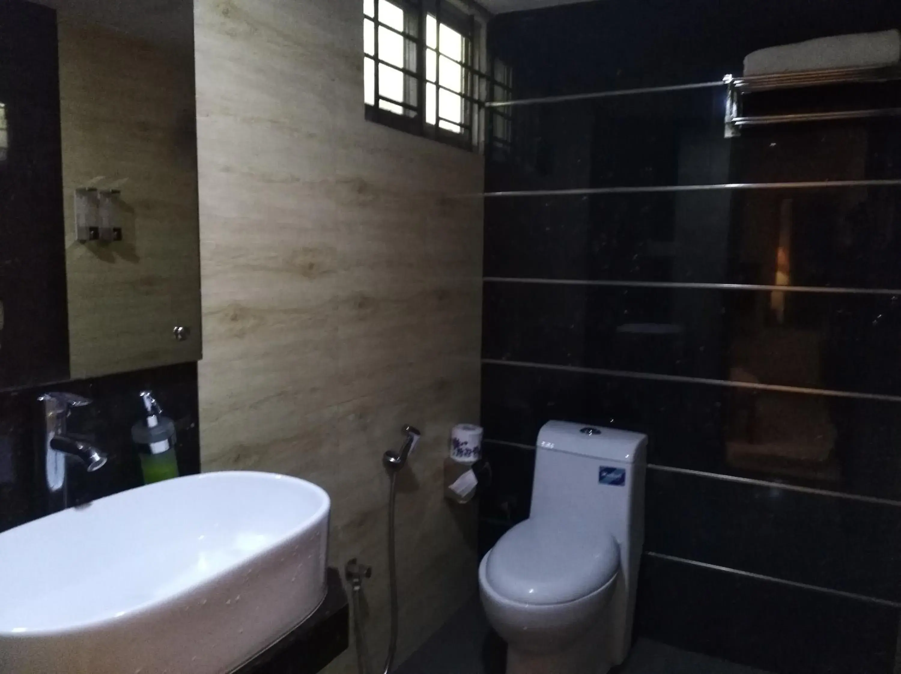 Superior Double Room in Bottomhill Palace Hotel Superior Double Room in Bottomhill Palace Hotel