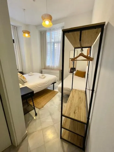 Photo of the whole room, Bed in New Samay Hostel