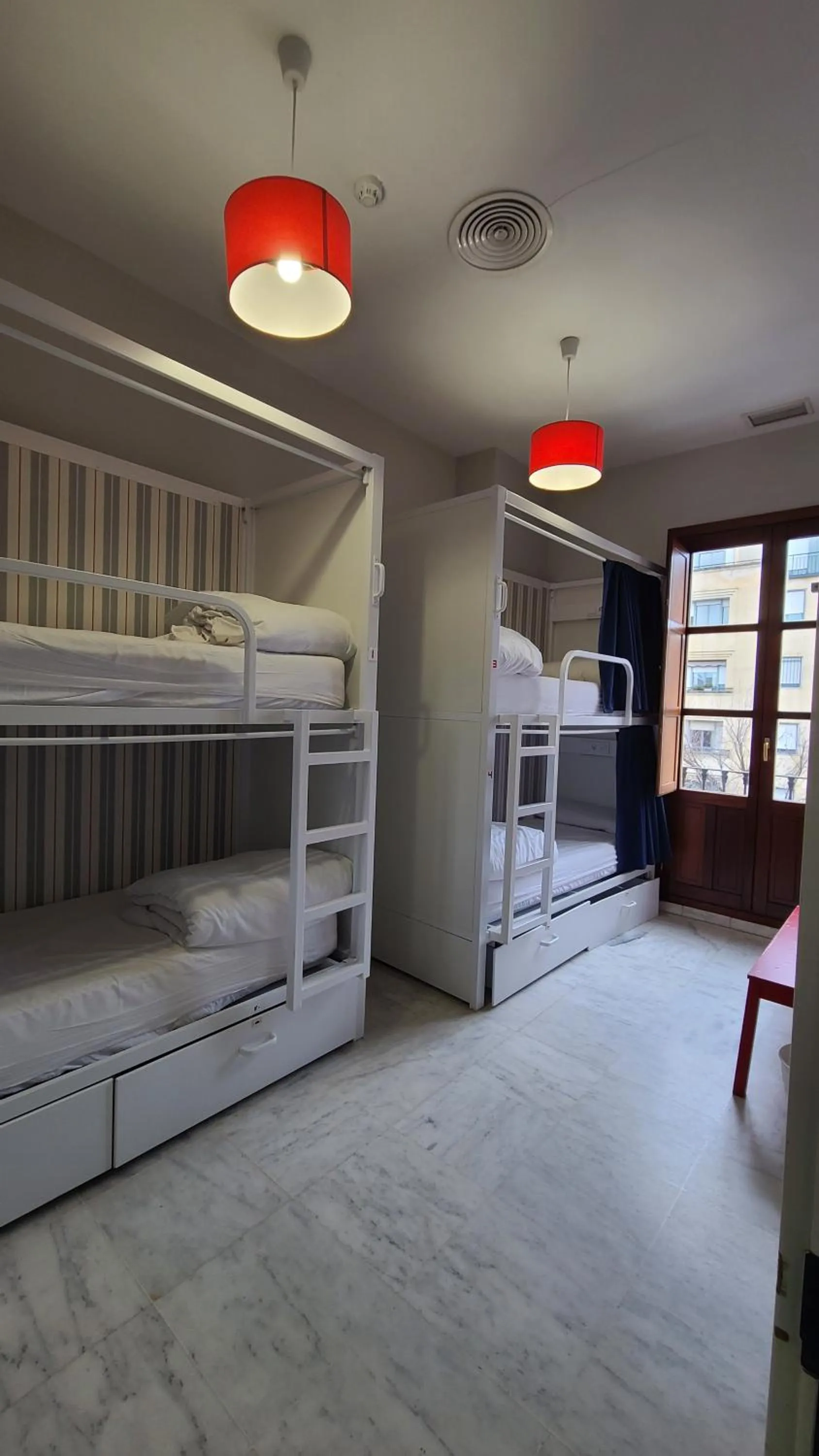 Bedroom, Bed in New Samay Hostel