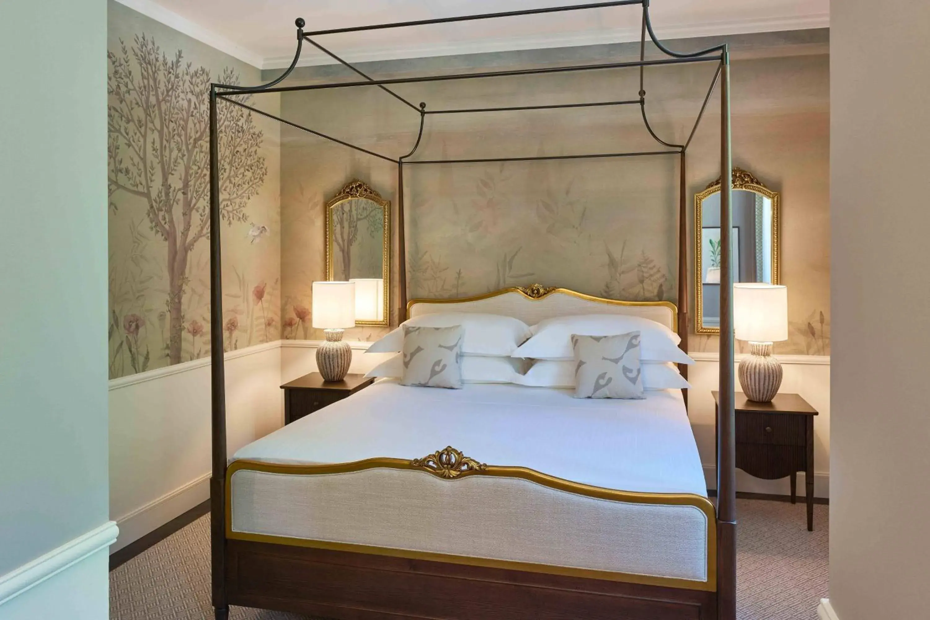 Photo of the whole room, Bed in Grotta Giusti Thermal Spa Resort Tuscany, Autograph Collection Photo of the whole room, Bed in Grotta Giusti Thermal Spa Resort Tuscany, Autograph Collection