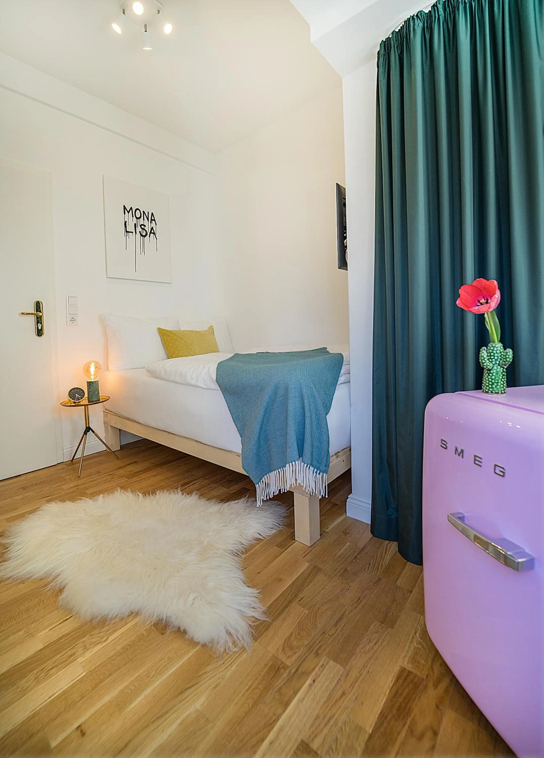 Bed in Victoria Hotel