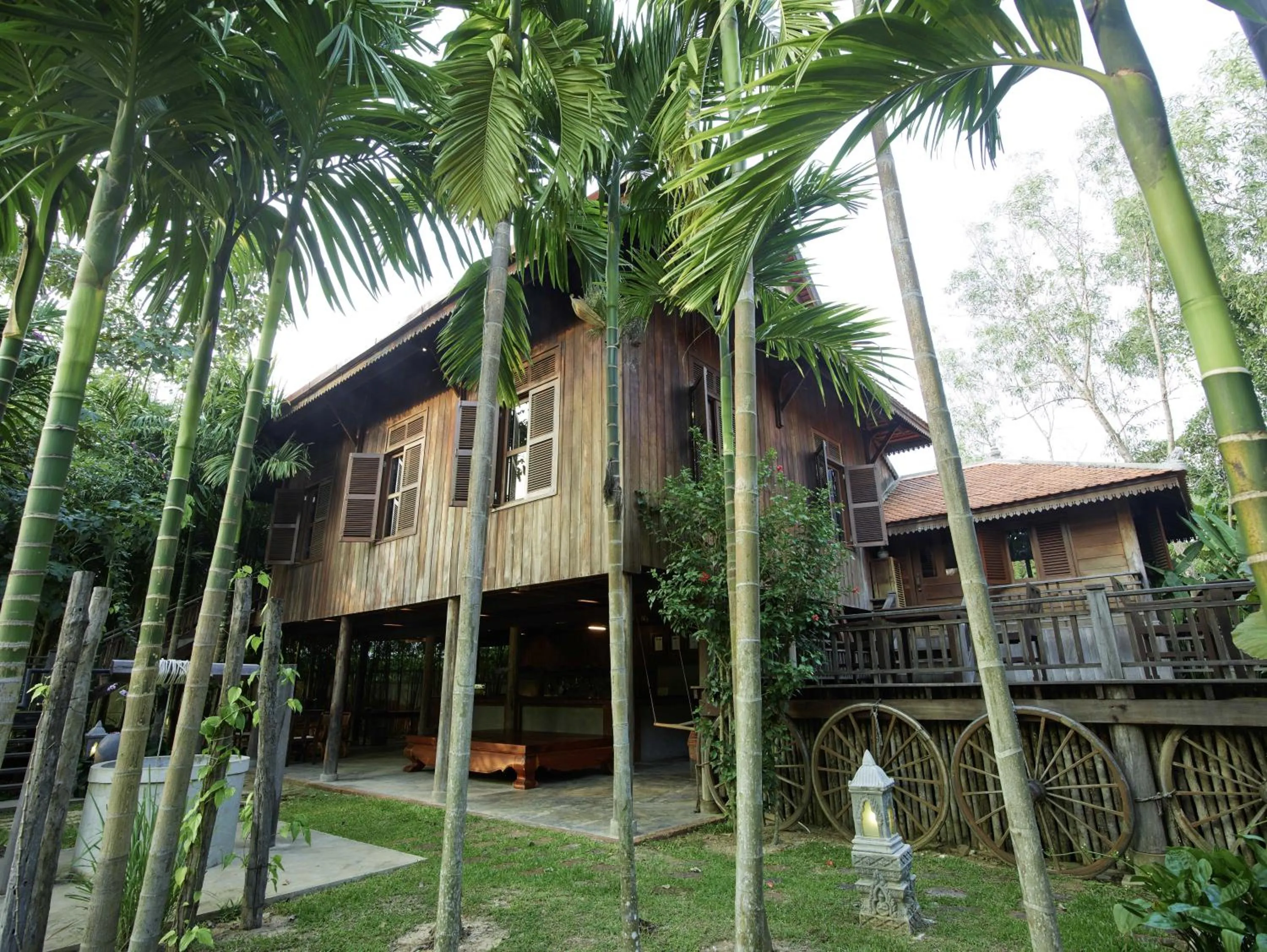 Restaurant/places to eat in Palace Residence & Villa Siem Reap