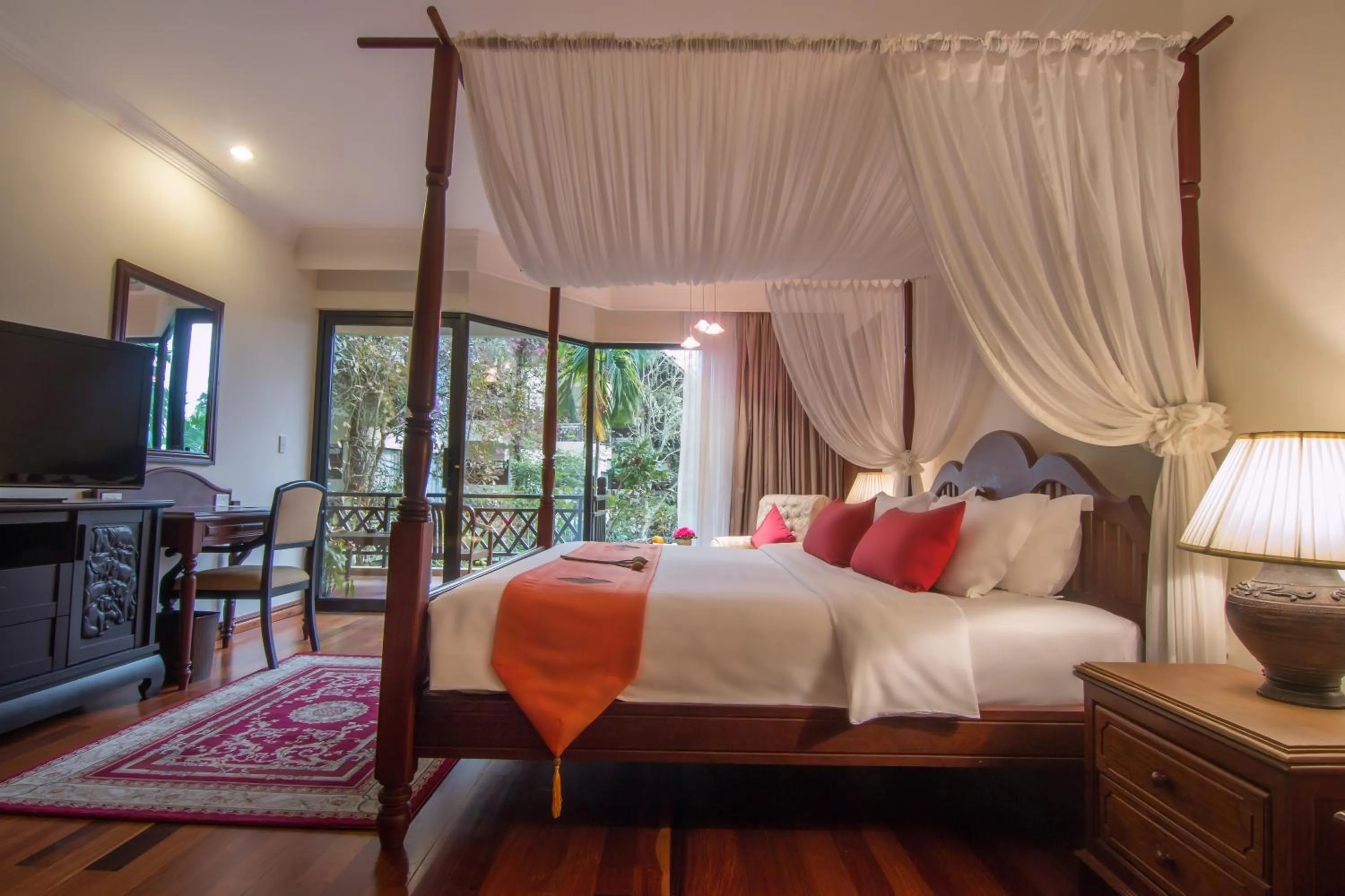 Bedroom, Bed in Palace Residence & Villa Siem Reap