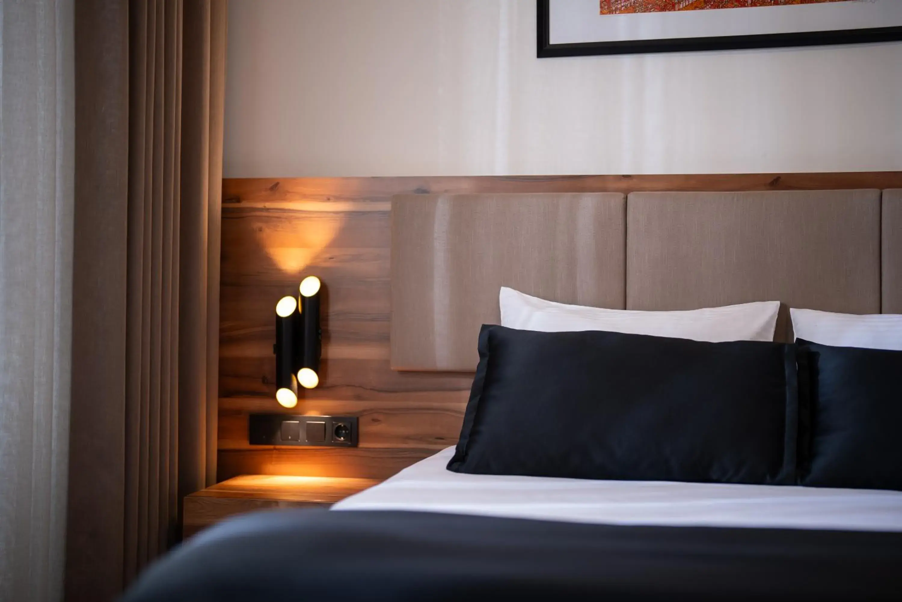 Queen Room with Spa Bath in Mari Suites Hotel Queen Room with Spa Bath in Mari Suites Hotel