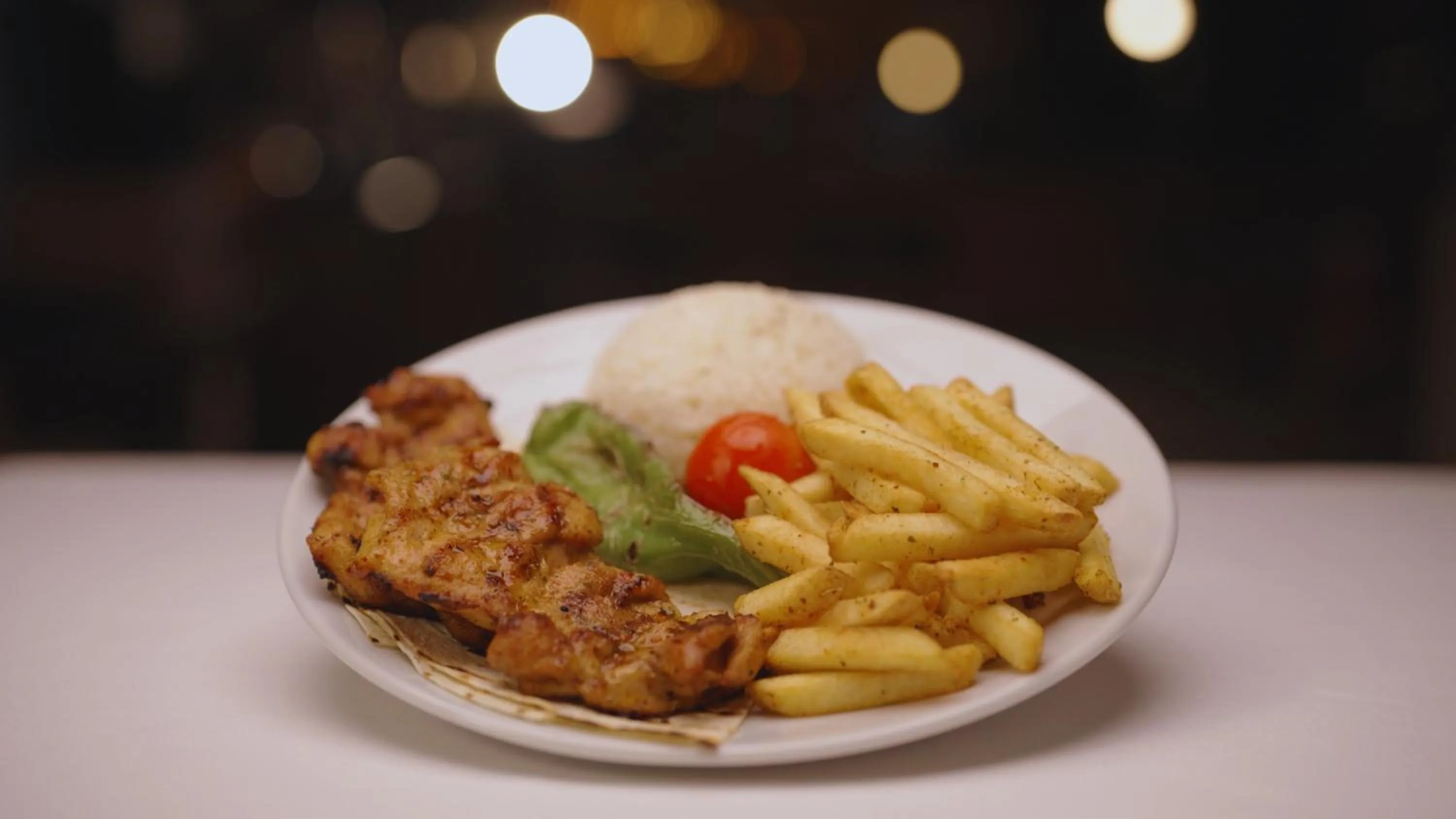 Food in Mari Suites Hotel