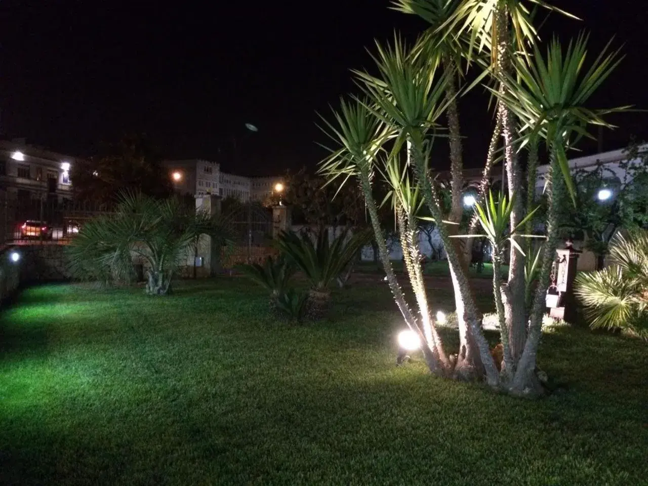 Quadruple Room with Garden View in fiori e massi Quadruple Room with Garden View in fiori e massi