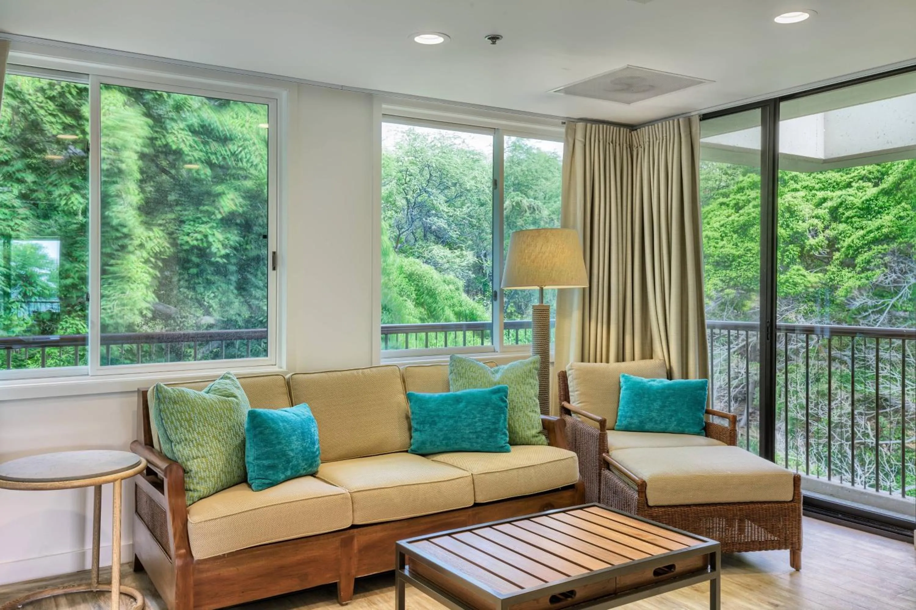 Beach in Mauna Kea Beach Hotel, Autograph Collection