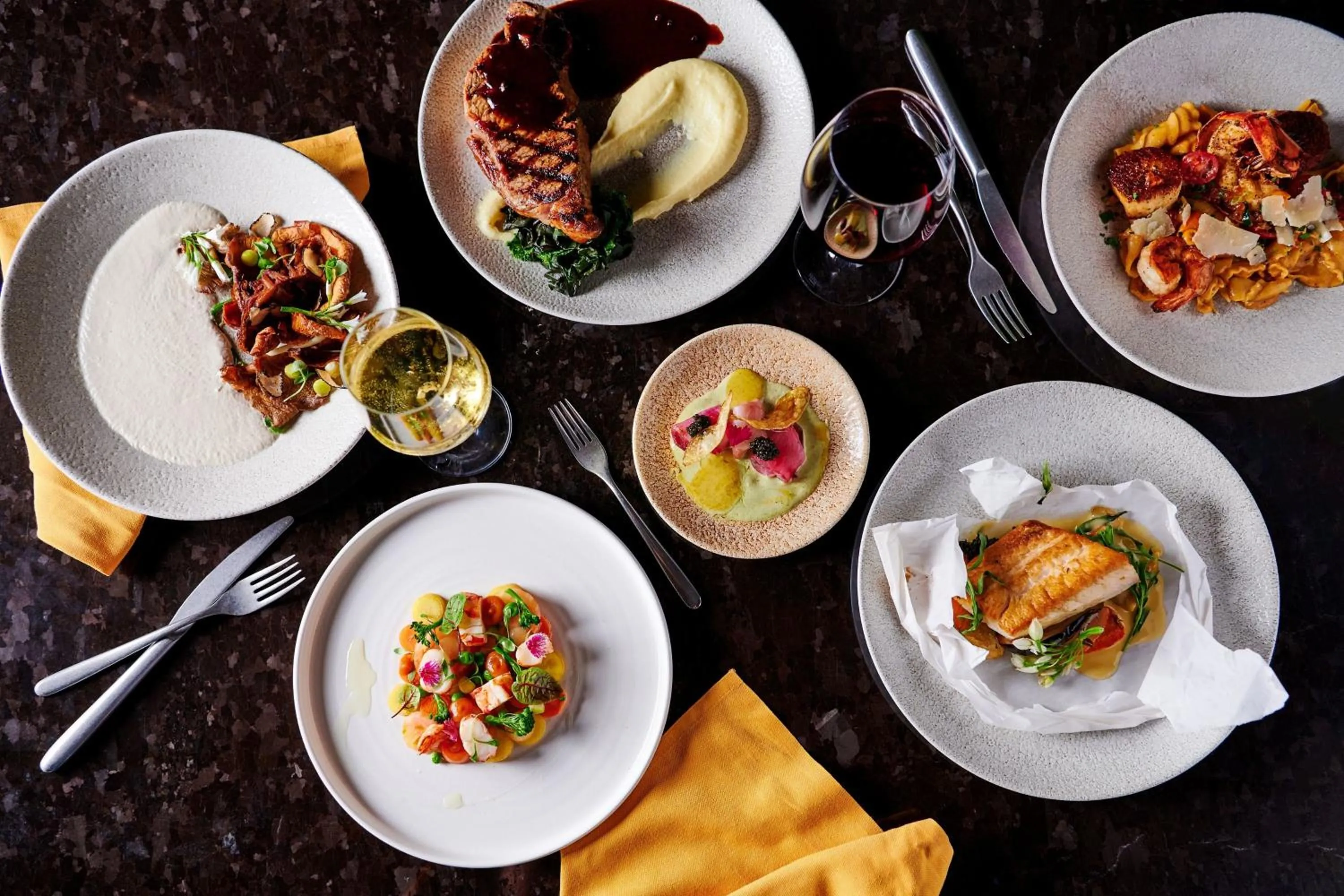 Restaurant/places to eat in Mauna Kea Beach Hotel, Autograph Collection