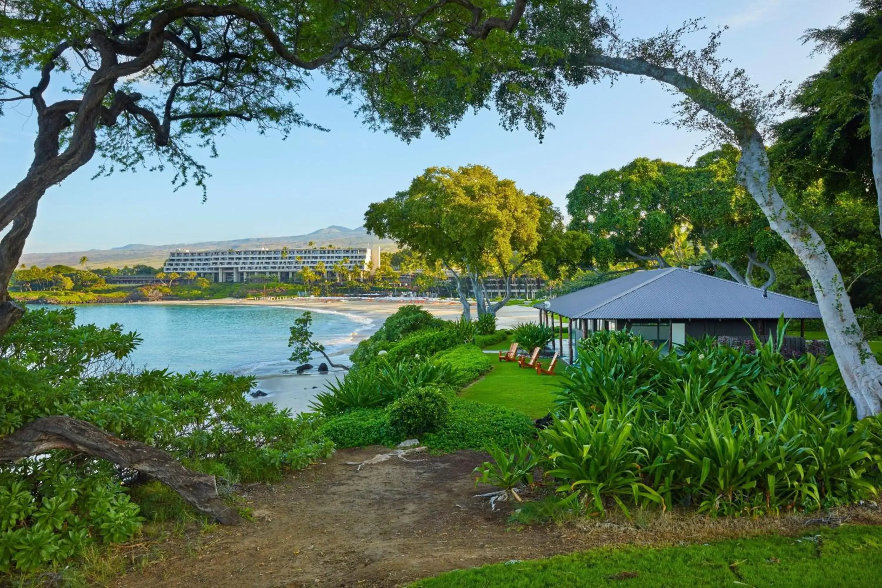 Property building in Mauna Kea Beach Hotel, Autograph Collection Property building in Mauna Kea Beach Hotel, Autograph Collection